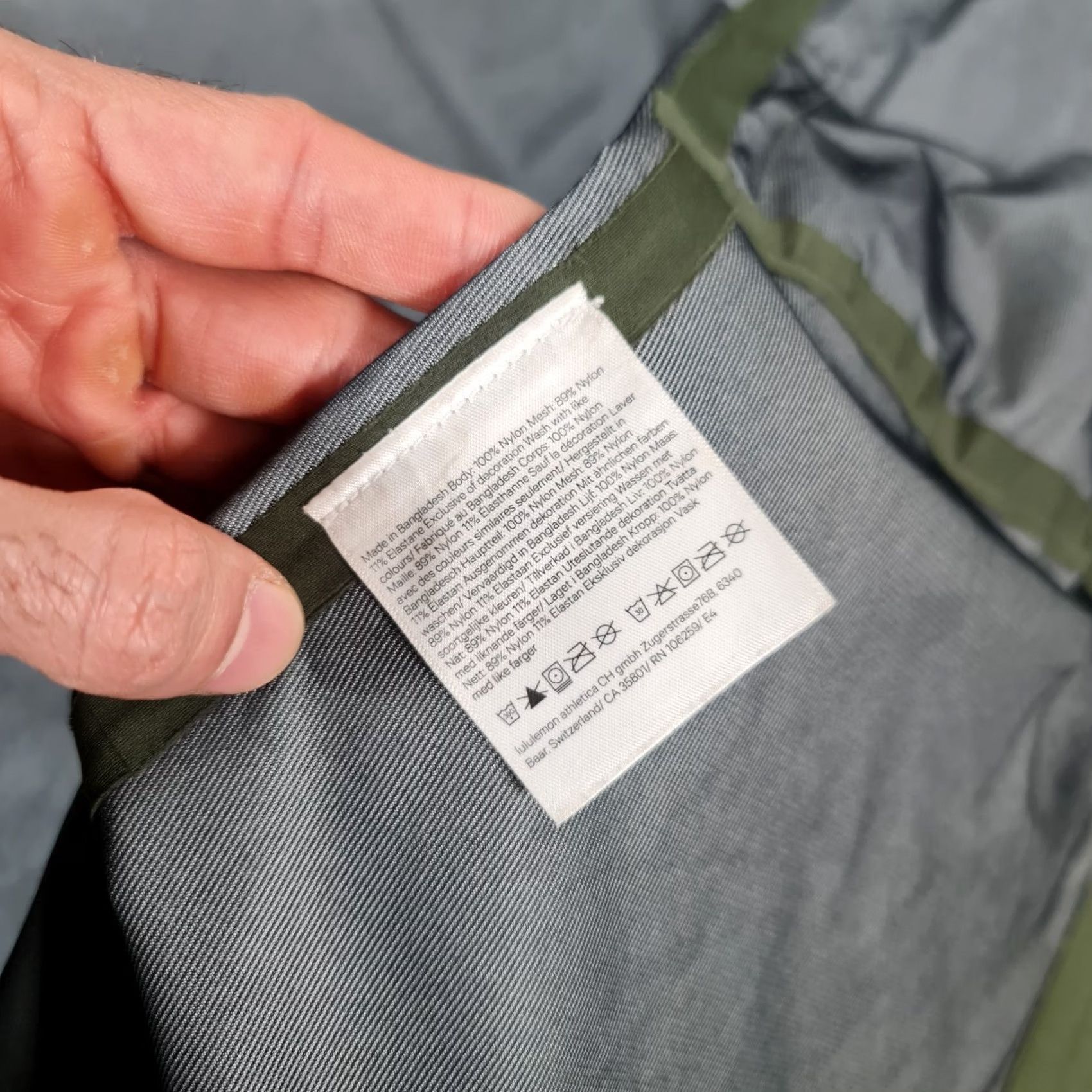 Lululemon Lululemon Womens Jacket Khaki Green 6 UK Rain Coat Waterproof Hooded Pockets Zipped Pockets Nylon Mid-Length Rain Coat Womens Size M / US 6-8 / IT 42-44 - 6 Thumbnail