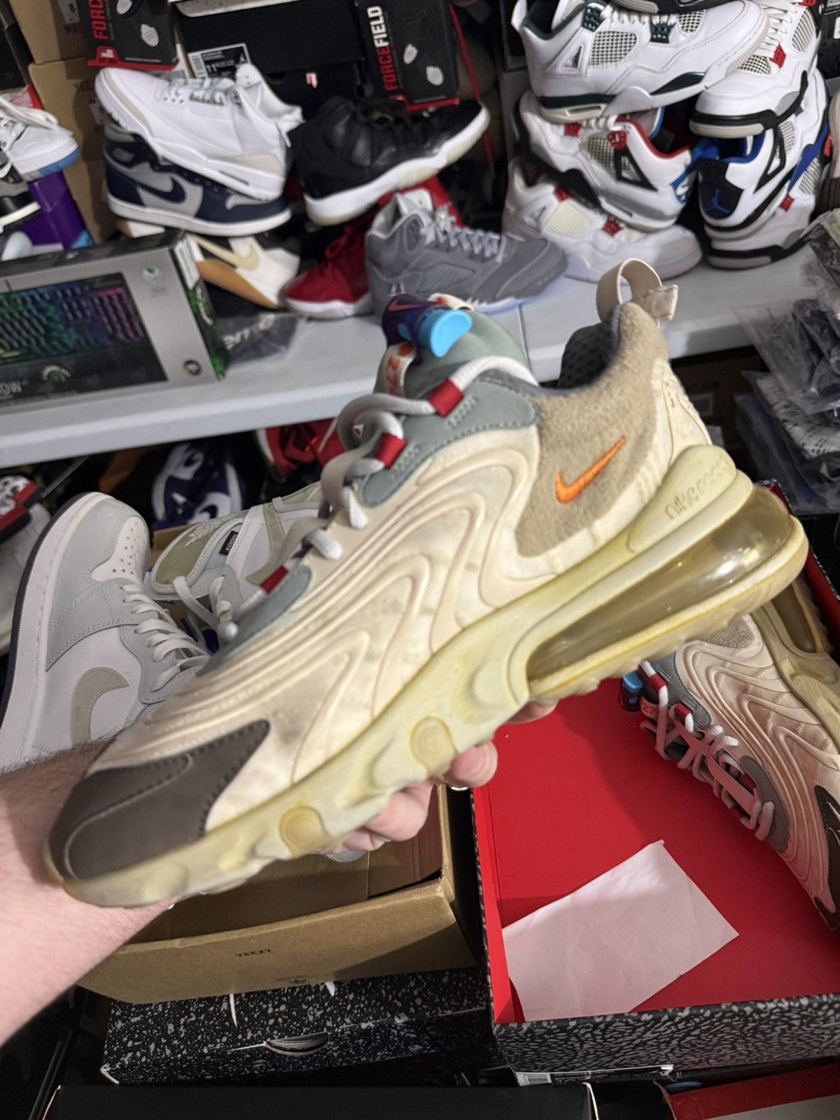 Nike × Travis Scott Nike airmax 270 travis sz 9 Size US 9 / EU 42 - 3 Thumbnail