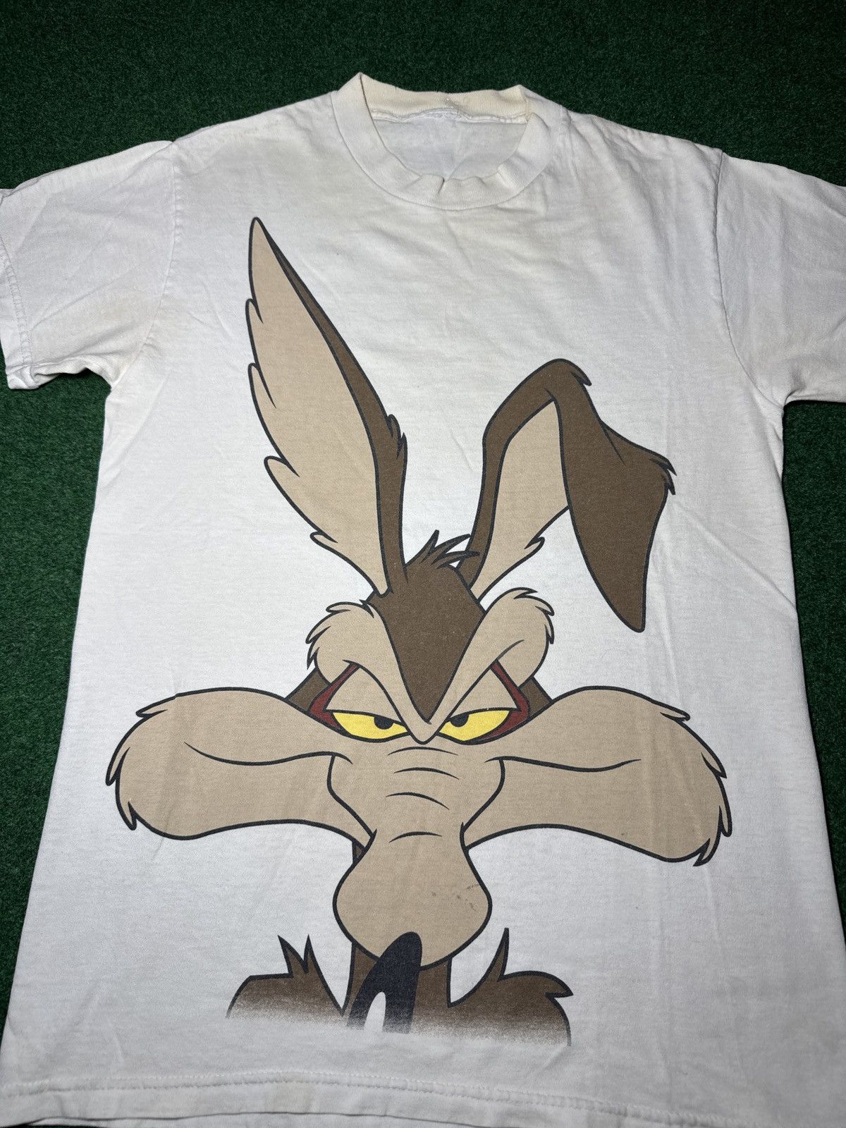 Vintage Wile Coyote Looney Tunes No Tailgating S/M 90s T Shirt Size US M / EU 48-50 / 2 - 2 Thumbnail