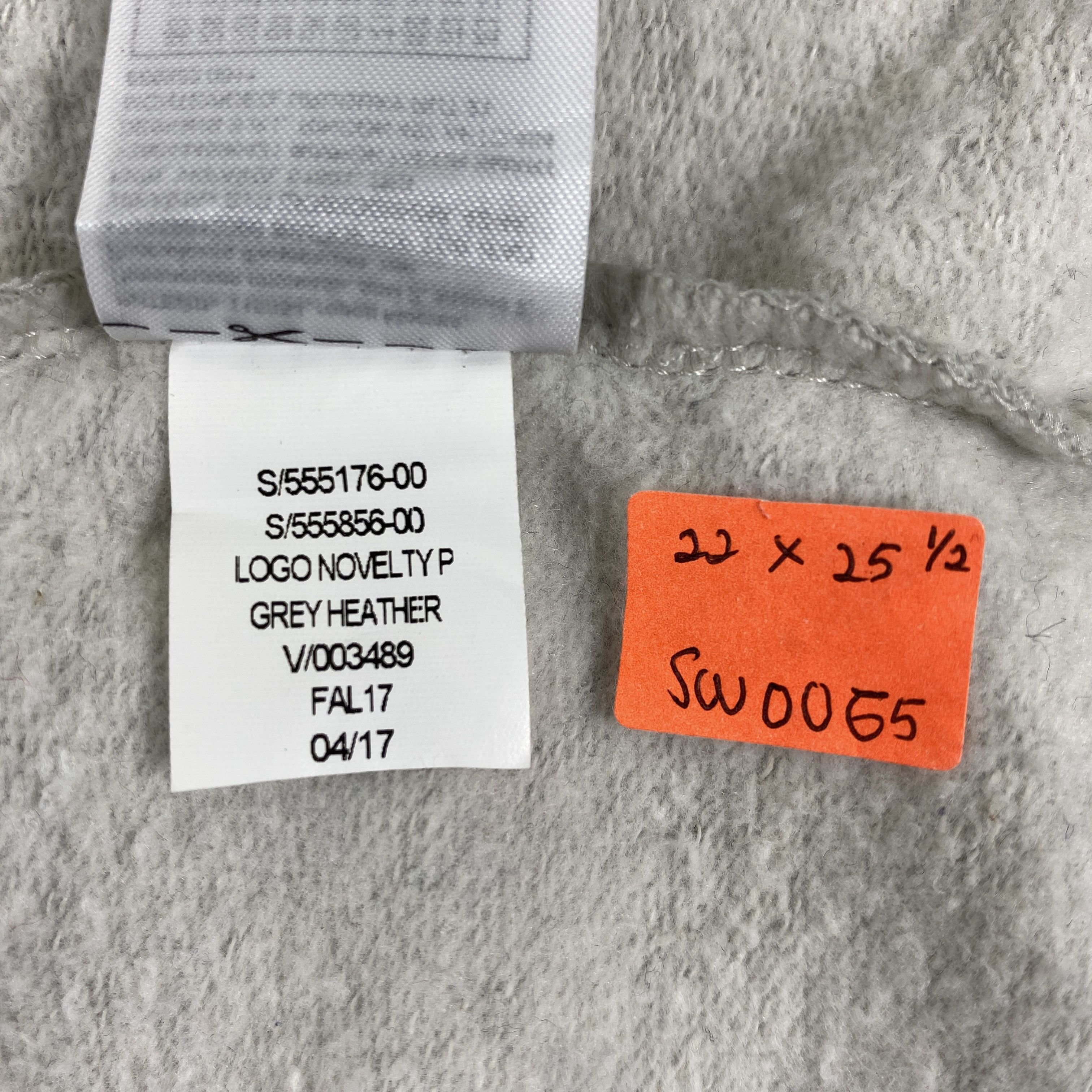 Gap Vintage GAP Big Logo Hoodie -SW065 Size US M / EU 48-50 / 2 - 9 Thumbnail