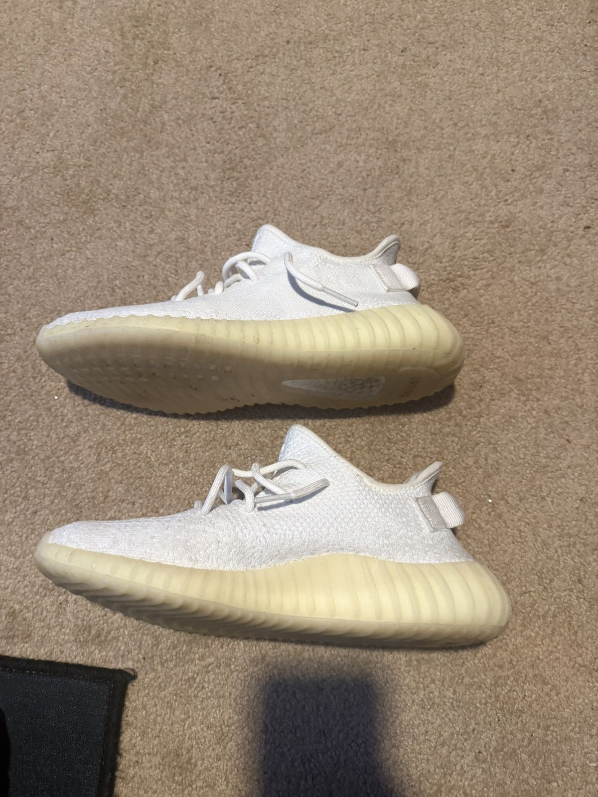 Yeezy Yeezy Boost 350 V2 Cream White Size 9 Size US 9 / EU 42 - 5 Thumbnail