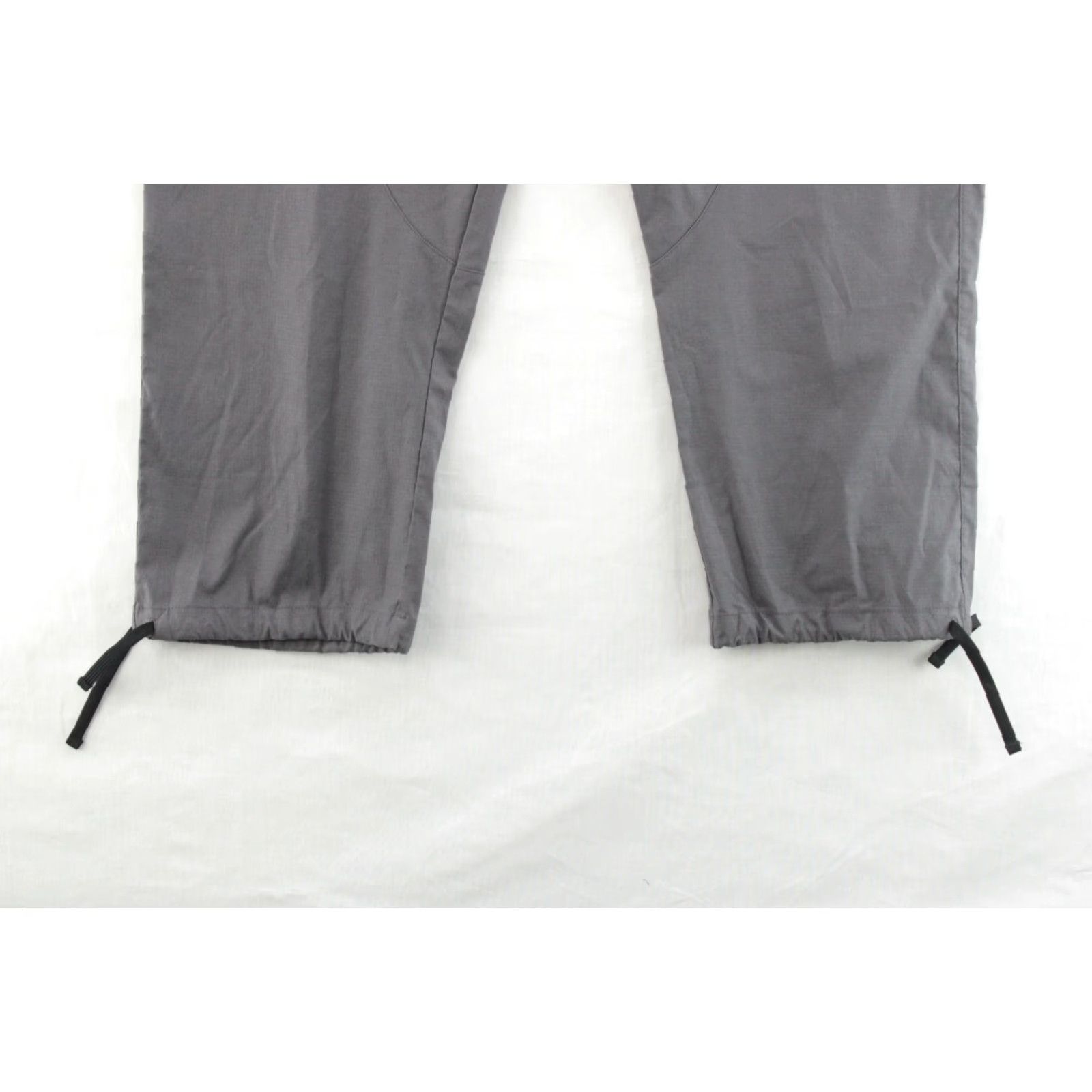 Nike Nike Jordan Flight Essentials Utility Cargo Pants Women 2X Gray Gorpcore Cargo Pants Women's 2X Gray Nike Jordan Flight Essentials Utility Gorpcore Size 40" / US 18 - 4 Thumbnail