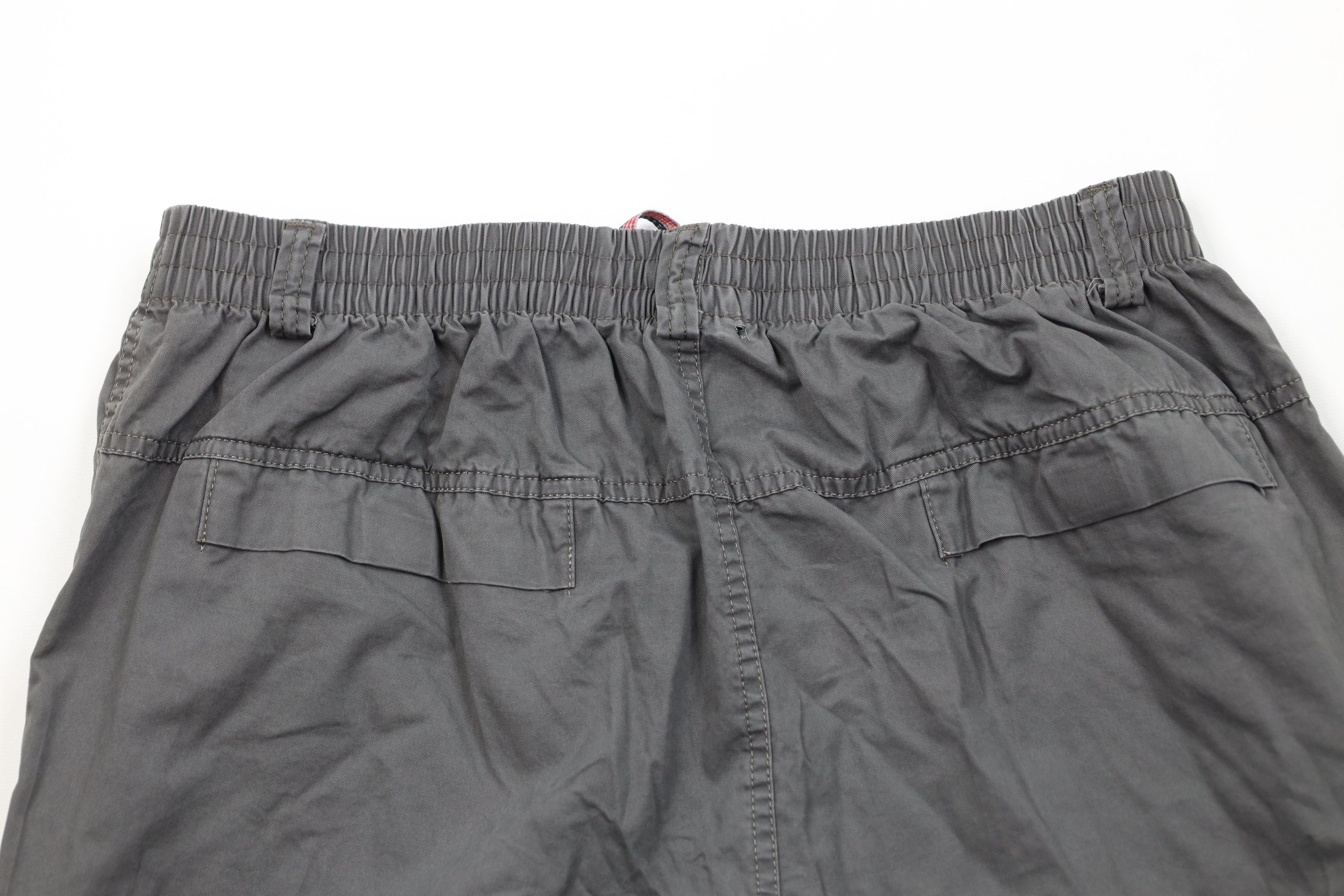 Vintage Vintage Jeep Motors Spell Out Baggy Fit Cargo Shorts Gray Size US 34 / EU 50 - 11 Thumbnail