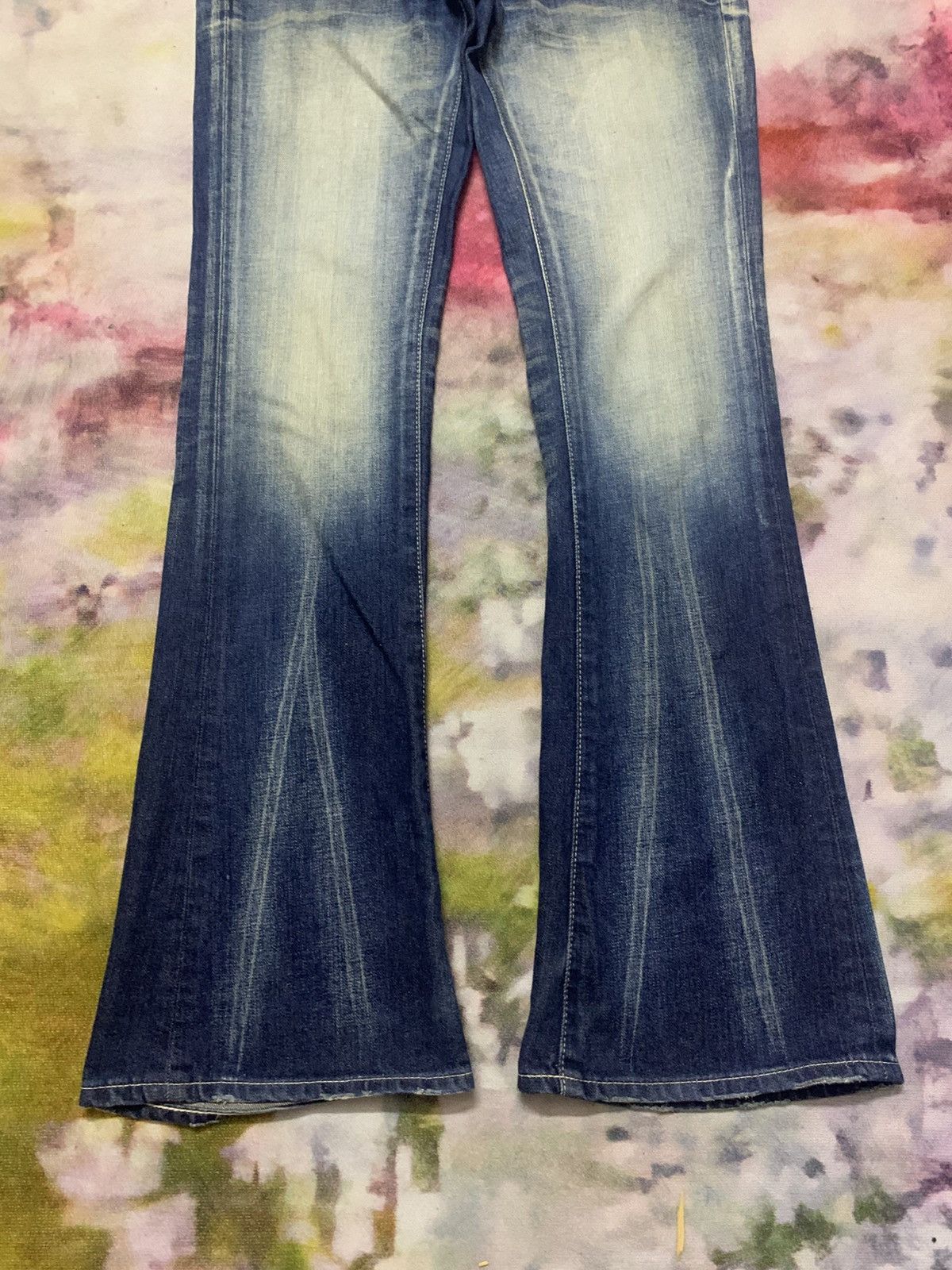 Vanquish Gimmick Flare Vanquish Gold Washed Denim Size US 30 / EU 46 - 3 Thumbnail