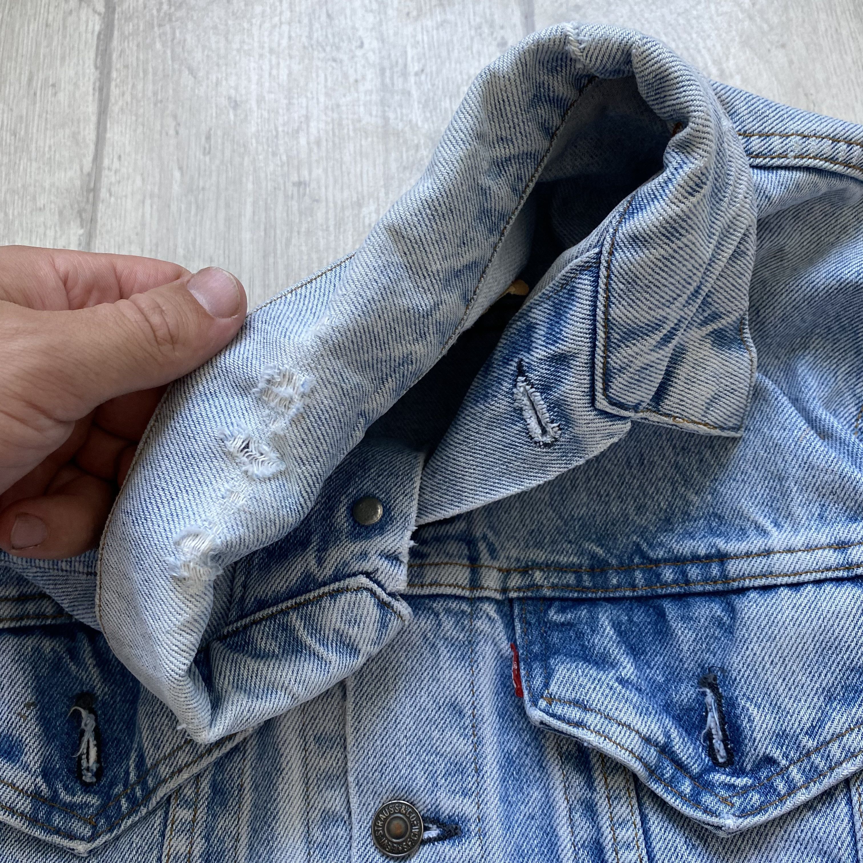 Levi's Vintage Clothing Vintage 80s Levis denim jacket trucker distressed Made USA Size US M / EU 48-50 / 2 - 7 Thumbnail