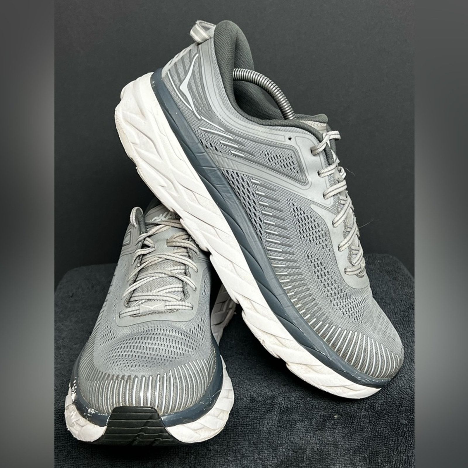 Hoka Hoka One One Bondi 7 Wild Dove Dark Gray Shoes Men’s SZ 12 Size US 12 / EU 45 - 4 Thumbnail