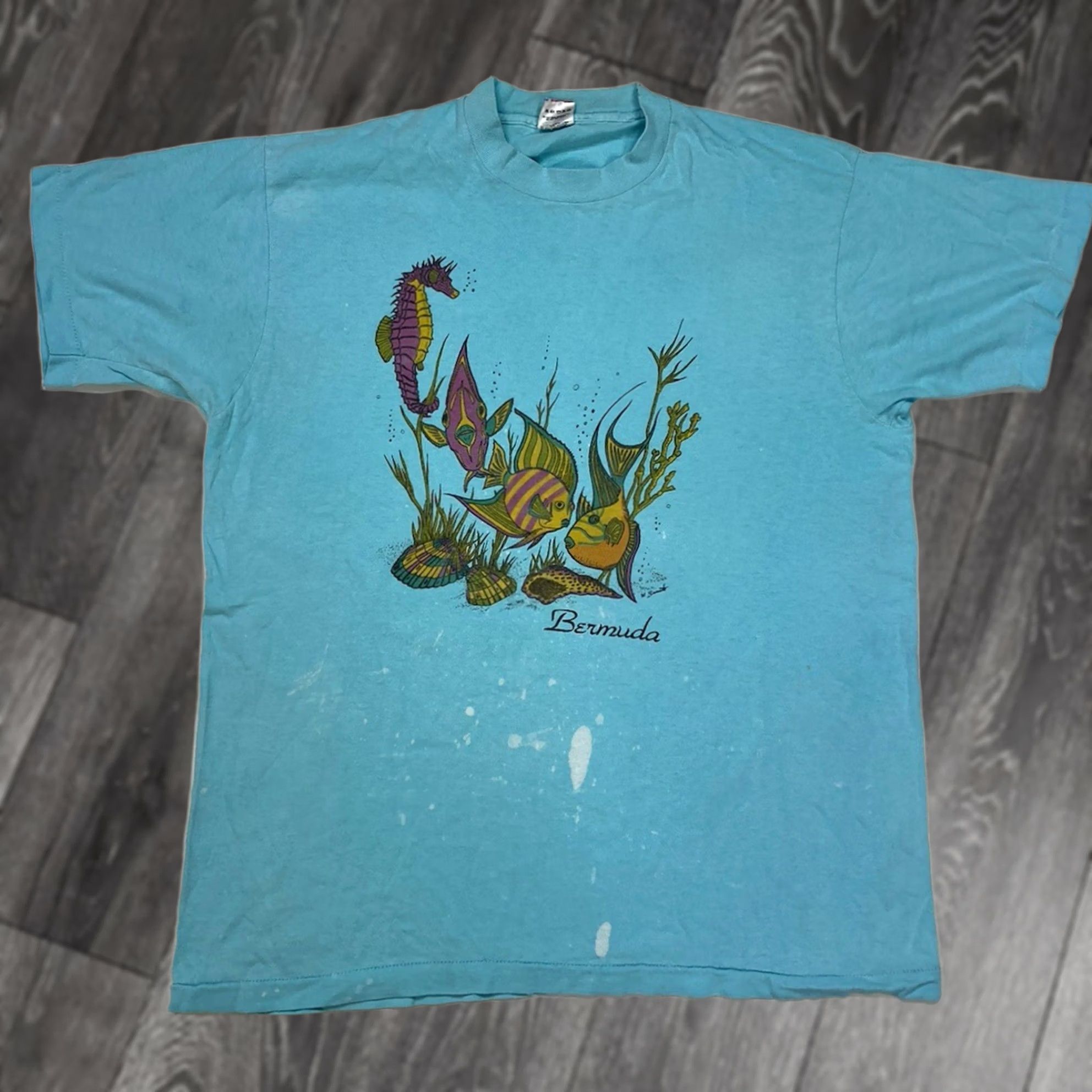 Fruit Of The Loom VINTAGE Fruit of the Loom Bermuda Fish Ocean Graphic T-shirt Men XL Aqua Blue 90s Single Stitch Mens Size US XL / EU 56 / 4 - 1 Thumbnail