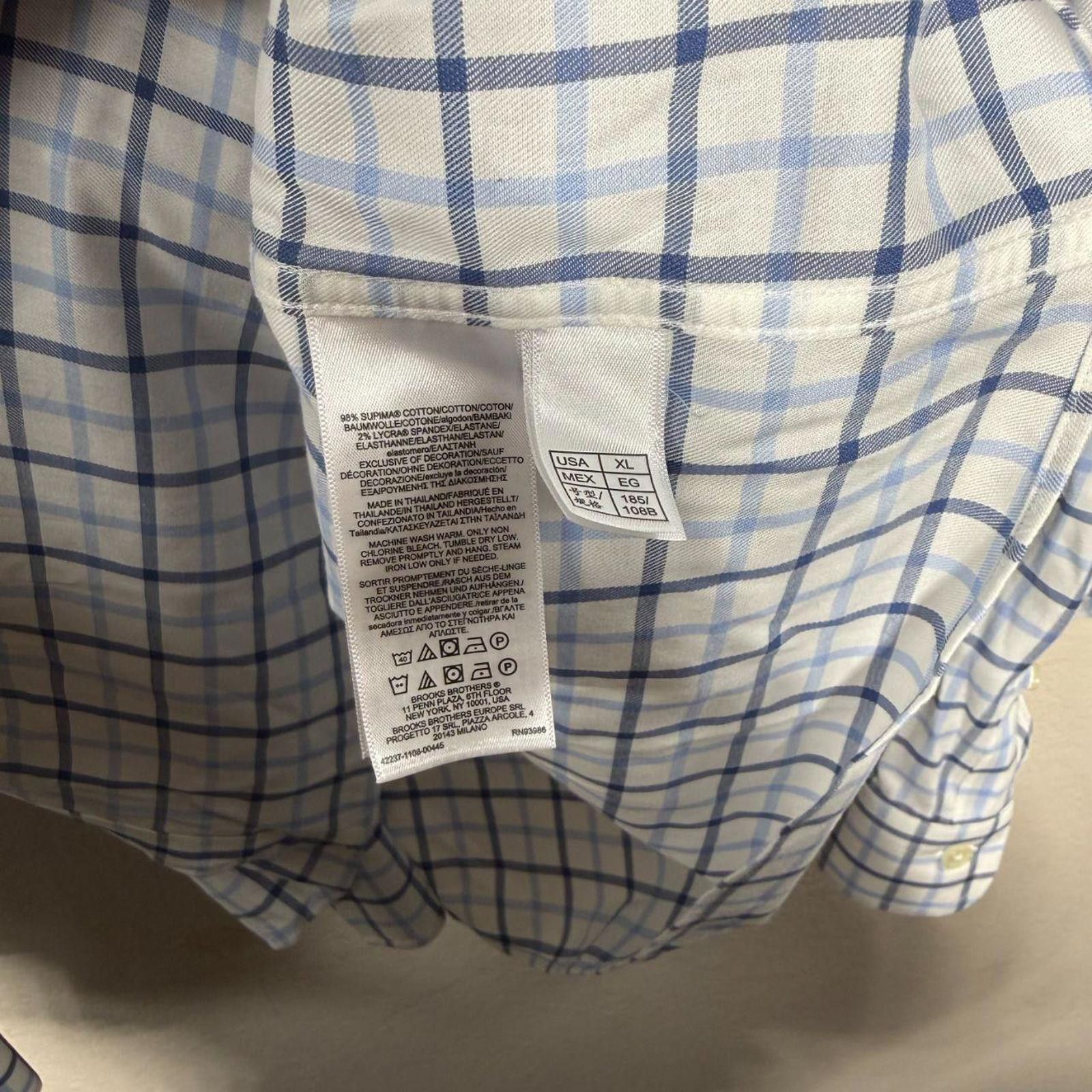 Brooks Brothers Brooks Brothers Mens XL Blue White Noniron Long Sleeve Plaid Size US XL / EU 56 / 4 - 7 Thumbnail