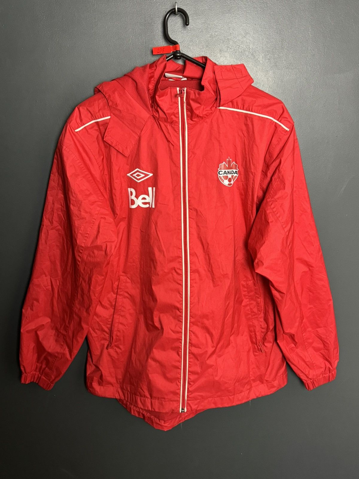 Umbro Vintage Canada National Team Training Football Soccer Jacket Size US S / EU 44-46 / 1 - 1 Thumbnail