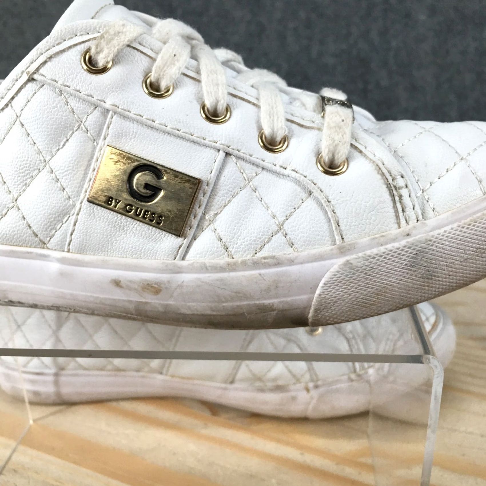 Guess G by GUESS Adie Quilted Low Top Sneakers Womens 7.5 M White Faux Leather Sneaker Shoes Casual Size M / US 6-8 / IT 42-44 - 6 Thumbnail