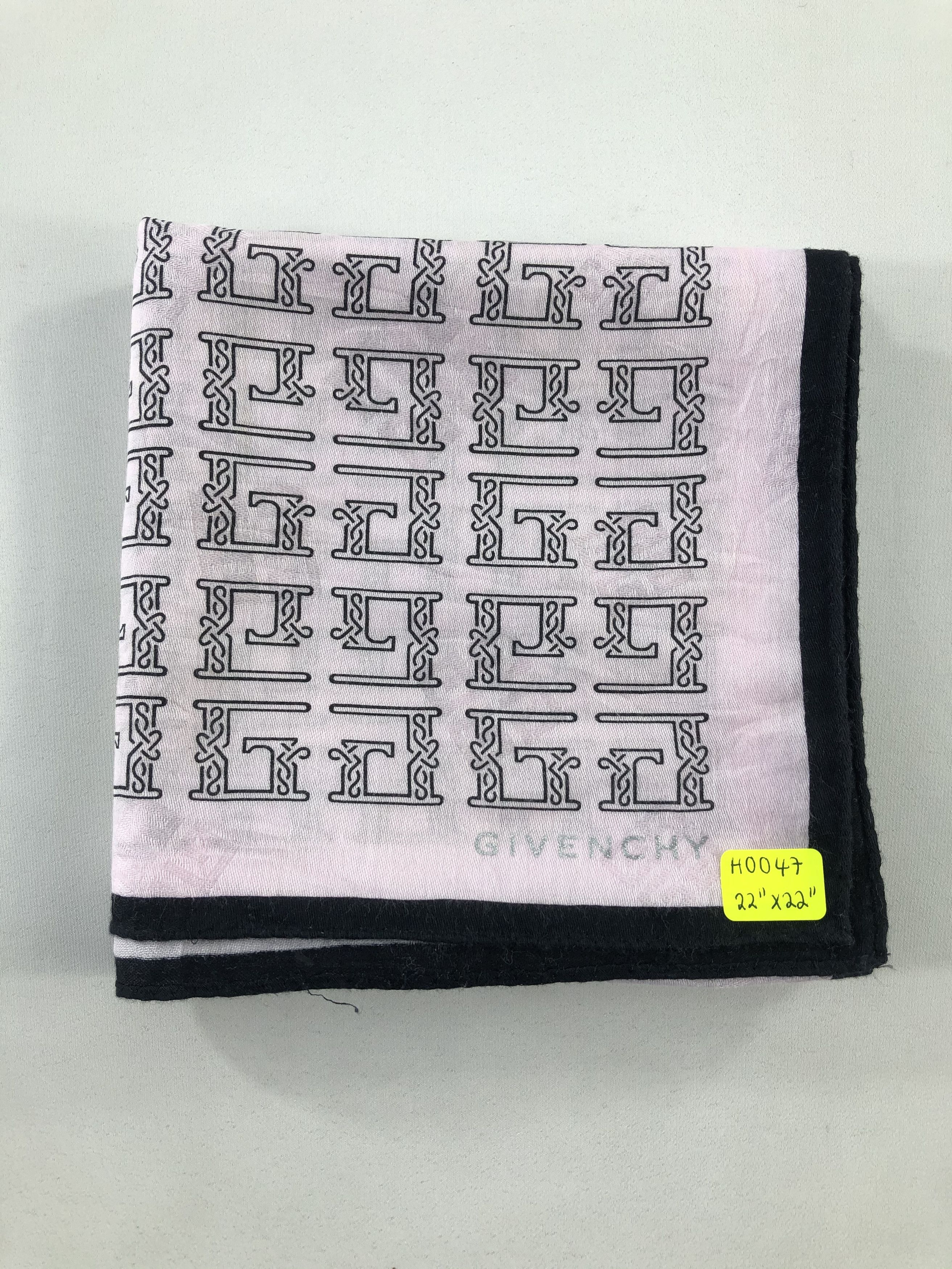 Vintage Givenchy Handkerchief / Bandana / Neckerchief Size ONE SIZE - 4 Thumbnail