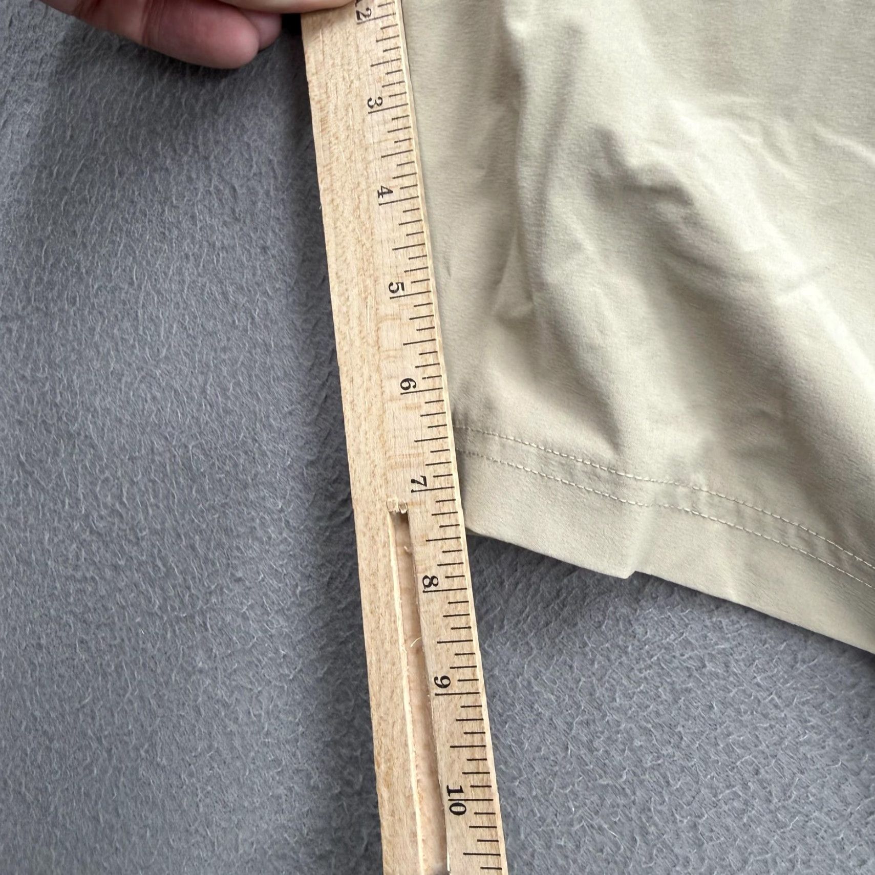 Vintage Free Fly Shorts Mens 36 Beige Chino Stretch Inseam 8 Casual Lightweight Comfort Size US 36 / EU 52 - 6 Thumbnail