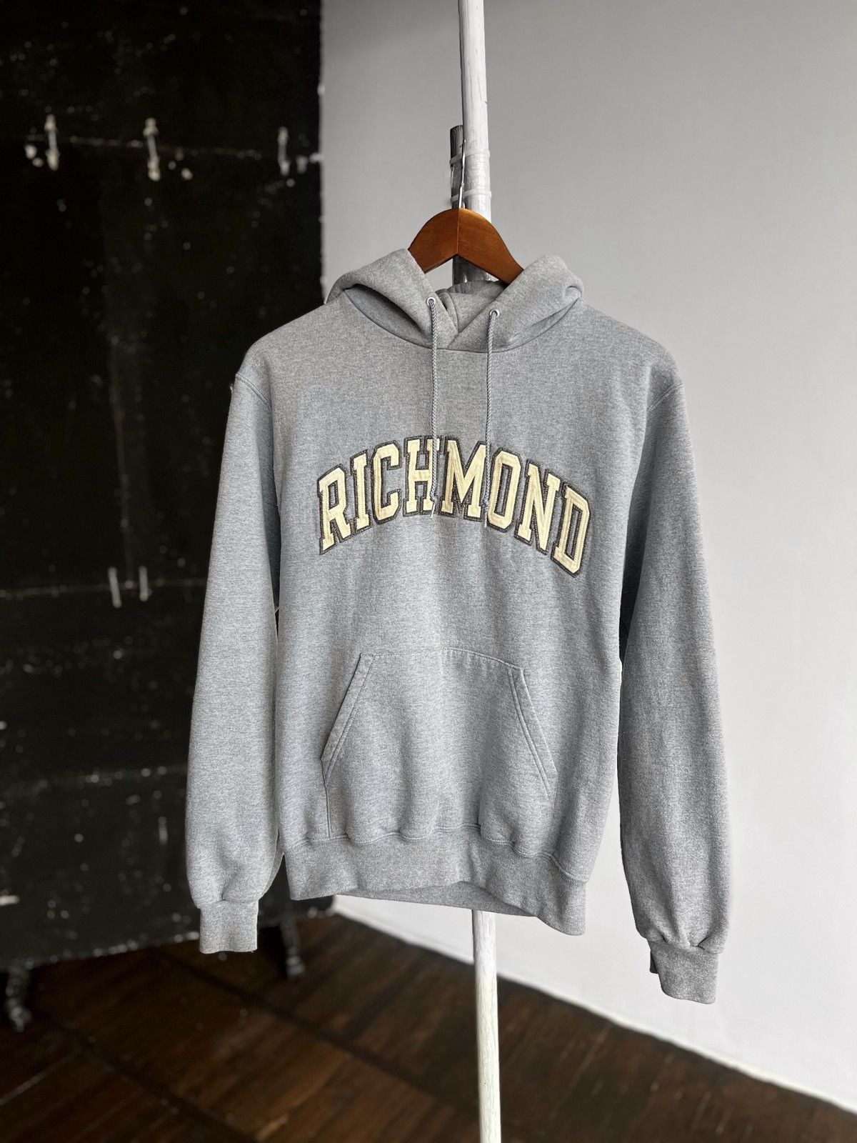 Champion × Vintage Champion Richmond University Womens Vintage 00s Gray Hoodie Size S / US 4 / IT 40 - 1 Thumbnail
