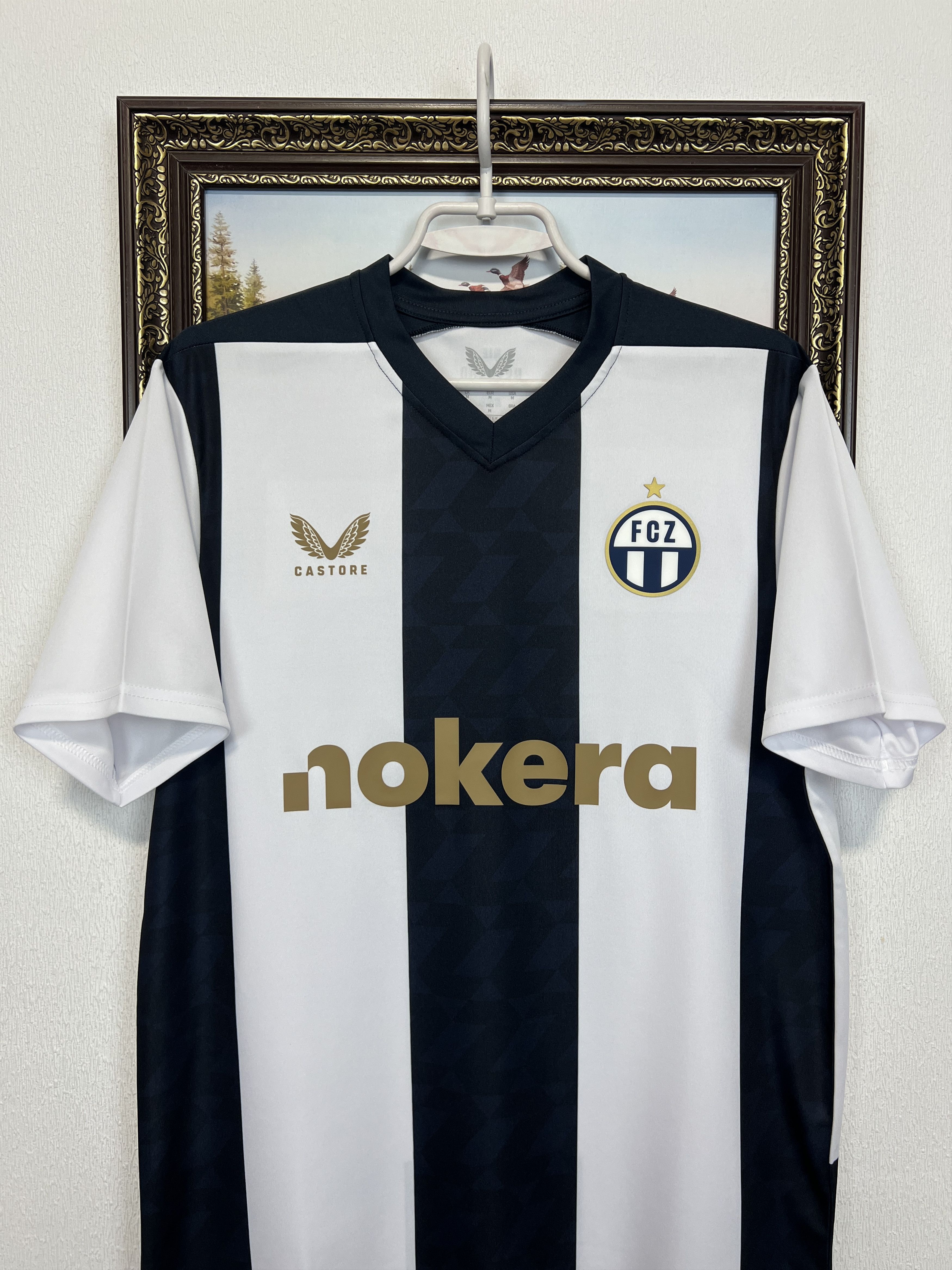 Nike Castore 2024 FC Zurich Football Shirt Soccer Jersey Trikot Size US M / EU 48-50 / 2 - 2 Thumbnail