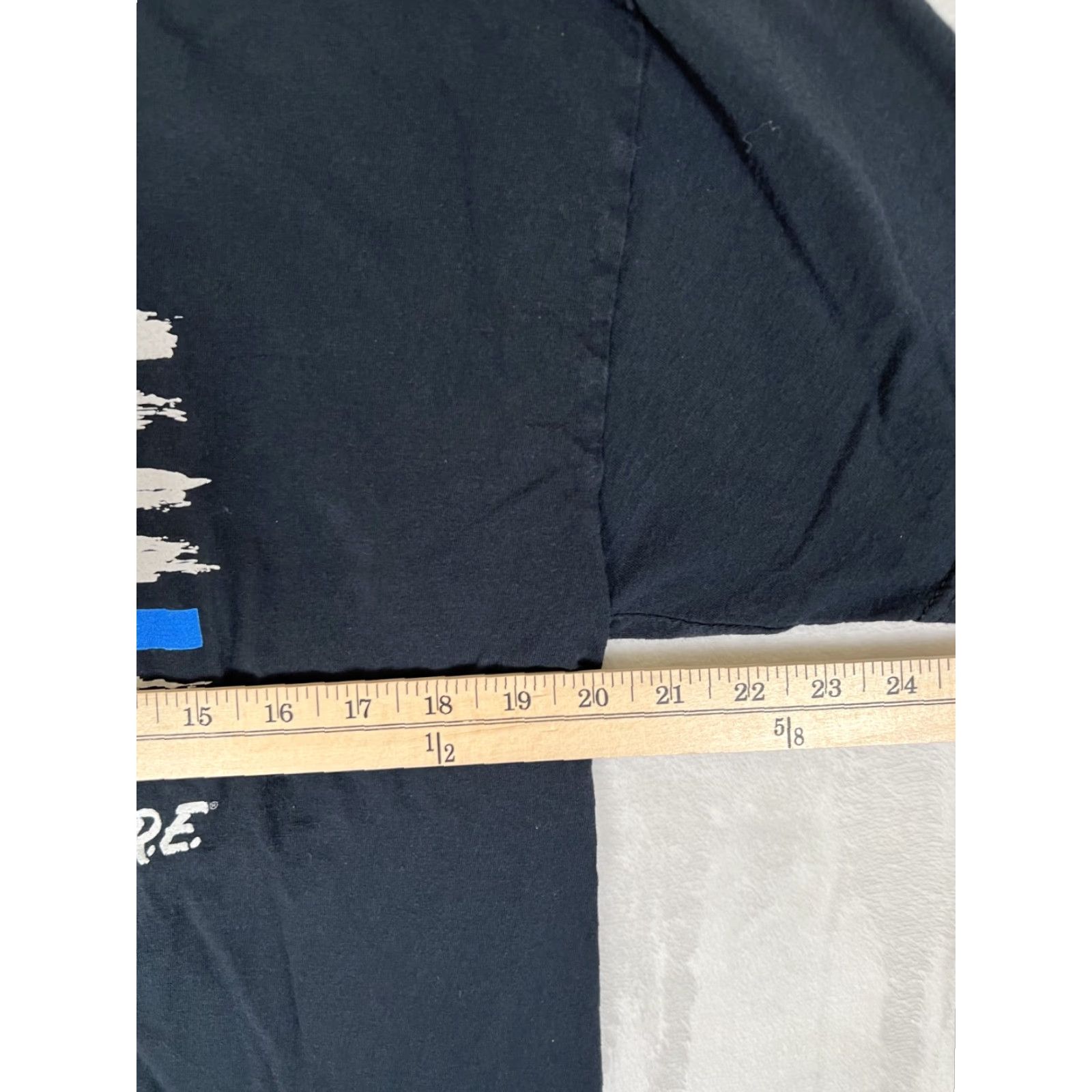 Gildan VINTAGE Gildan T-Shirt Lion Blue Stripe Dare T-Shirt Size L Men 90s To Resist Drugs & Violence Logo Graphic Print Crew Neck Short Sleeve Black Cotton Size US L / EU 52-54 / 3 - 5 Thumbnail