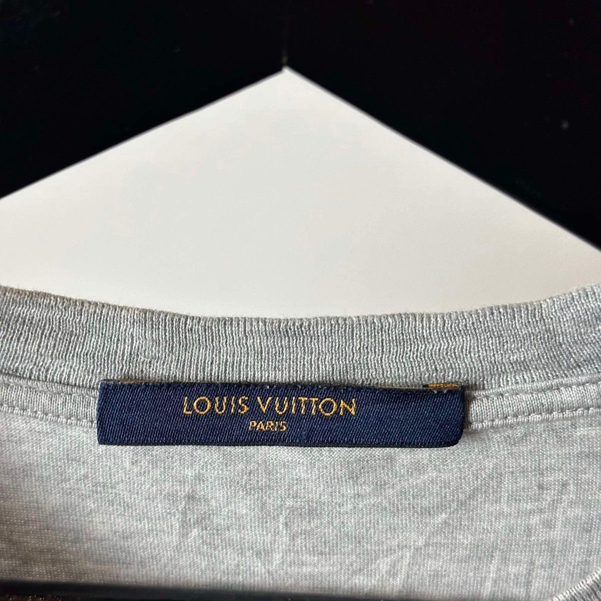 Louis Vuitton LOUIS VUITTON BASIC T SHIRT Size US S / EU 44-46 / 1 - 3 Thumbnail