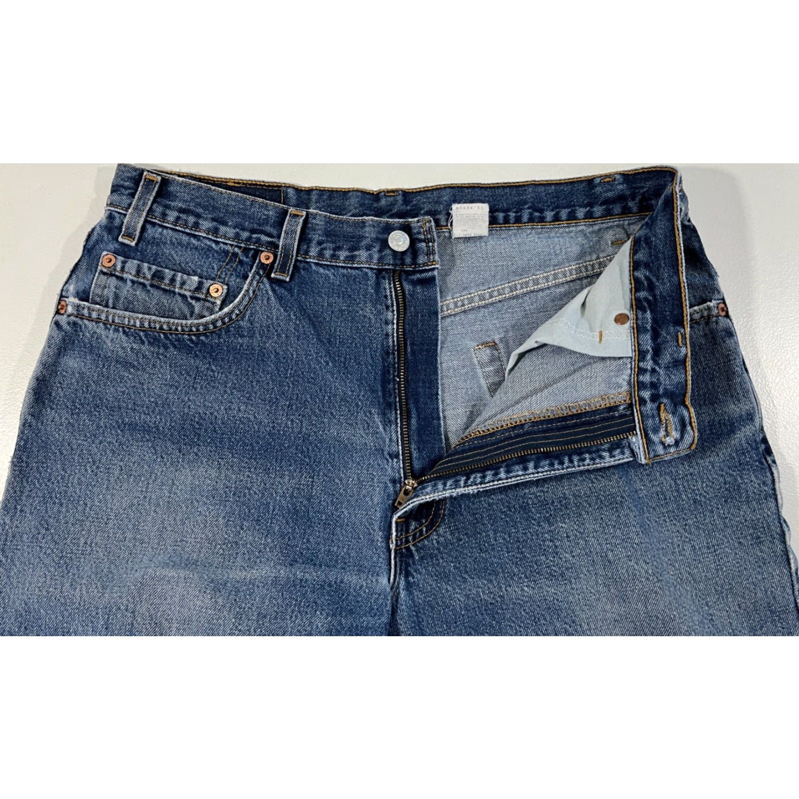 Levi's Levi's 550 Jeans Men Vintage 90s Distressed Relaxed Fit Made in USA 36x32 Blue Denim Size US 36 / EU 52 - 7 Thumbnail