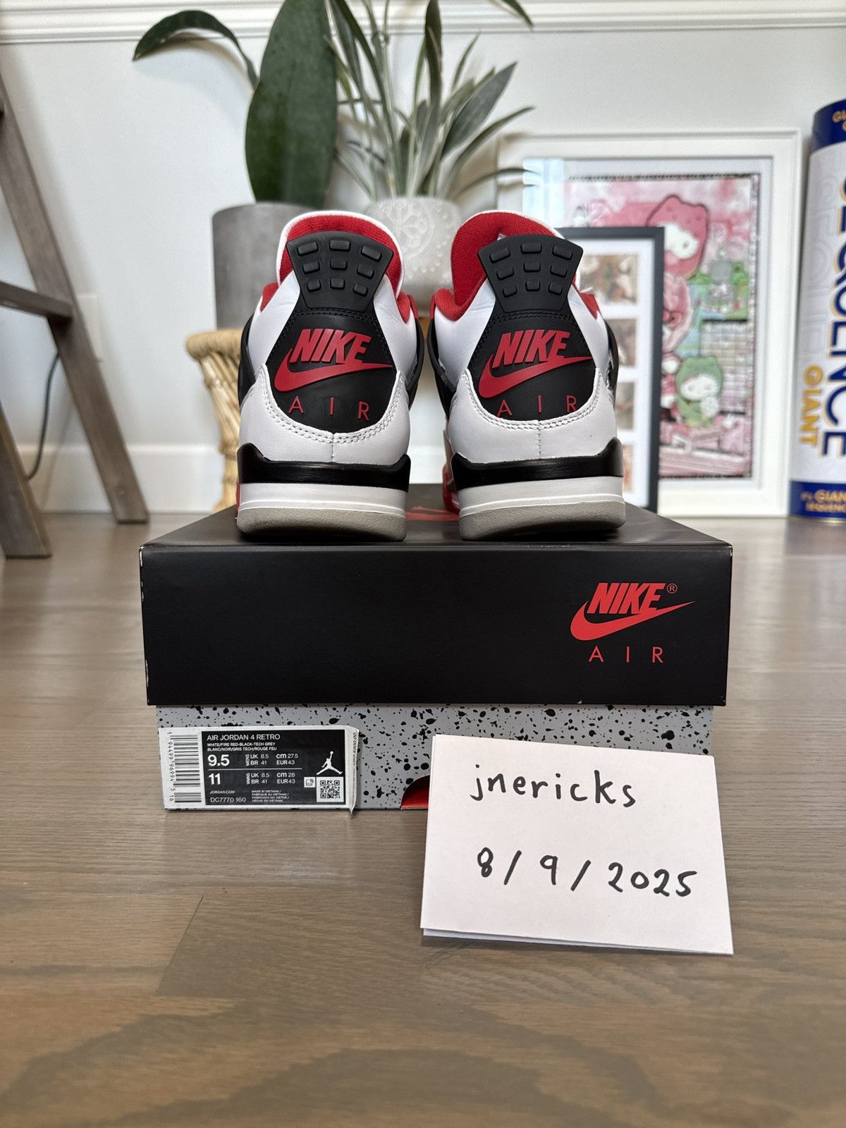 Jordan Brand Jordan 4 Retro Fire Red (2020) Size US 9.5 / EU 42-43 - 7 Thumbnail