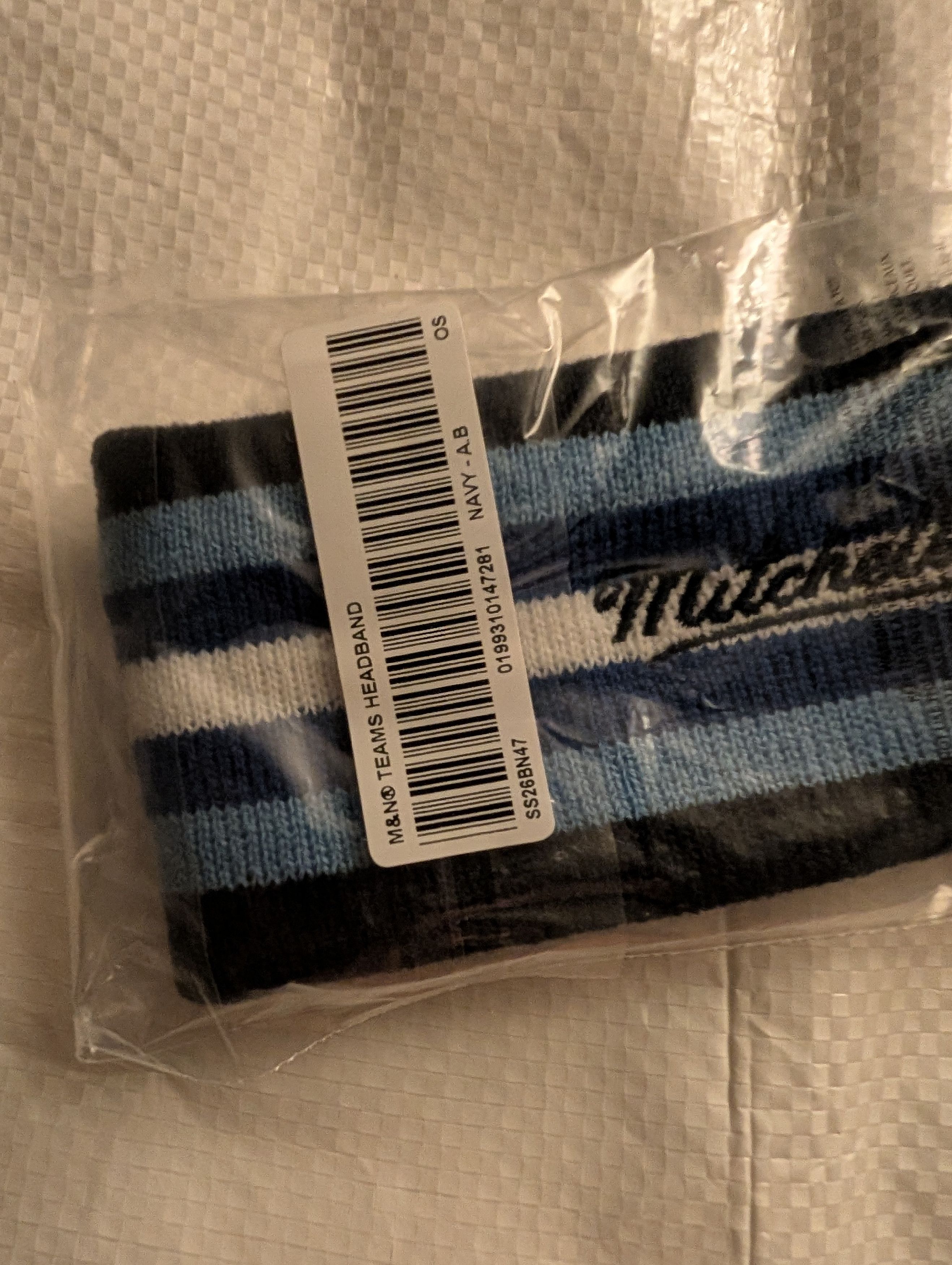 Mitchell & Ness × Supreme Supreme Team Headband Mitchell & Ness ATL Braves S26 Size ONE SIZE - 3 Thumbnail