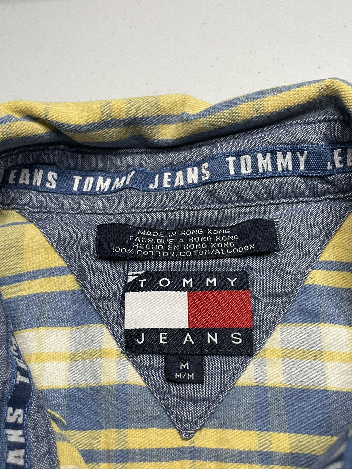 Tommy Jeans Vintage y2K Tommy Jeans blue & yellow button up shirt Size US M / EU 48-50 / 2 - 6 Thumbnail