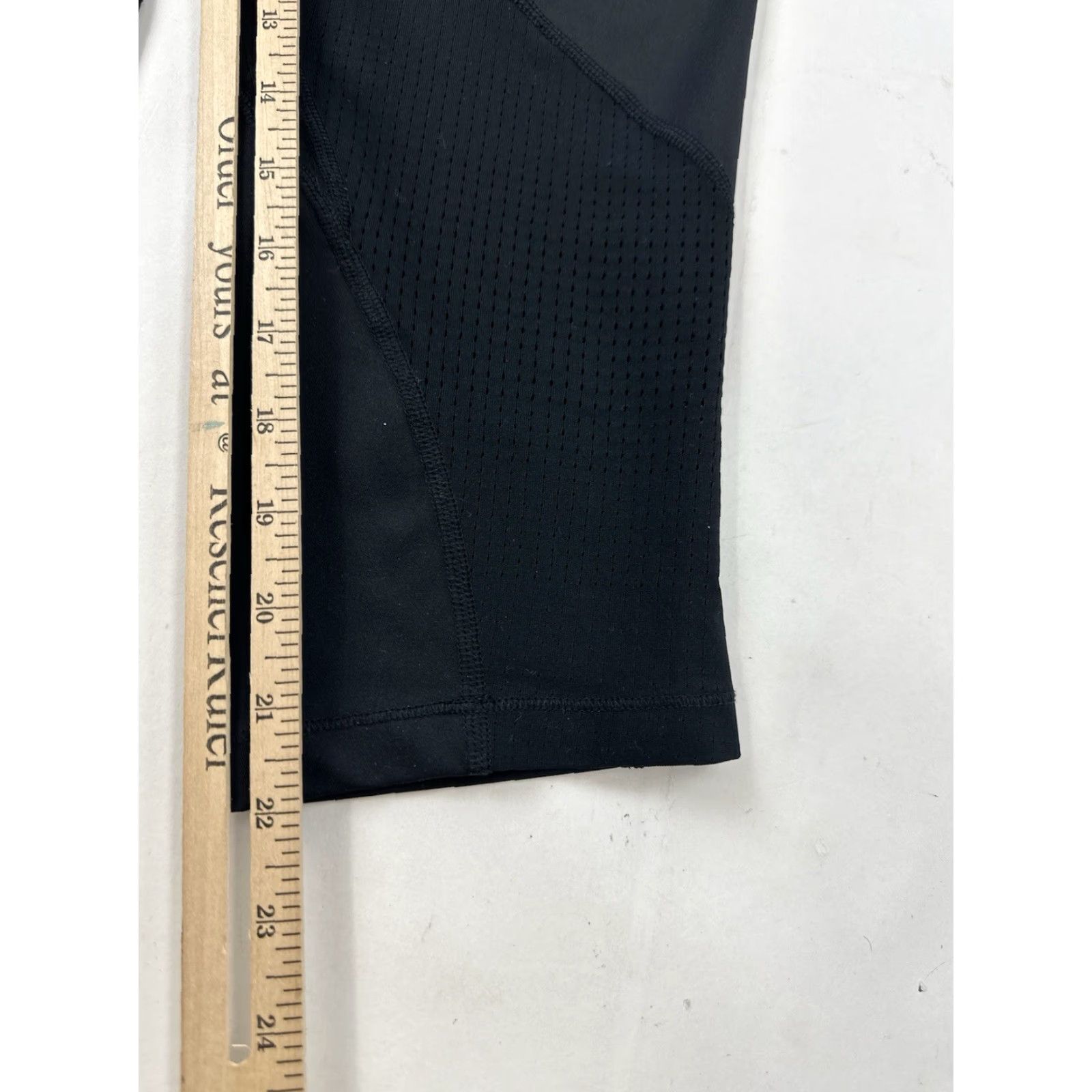 Nike Nike Pro Leggings Women’s M Medium Black Cropped Performance Activewear Size 32" / US 10 / IT 46 - 5 Thumbnail