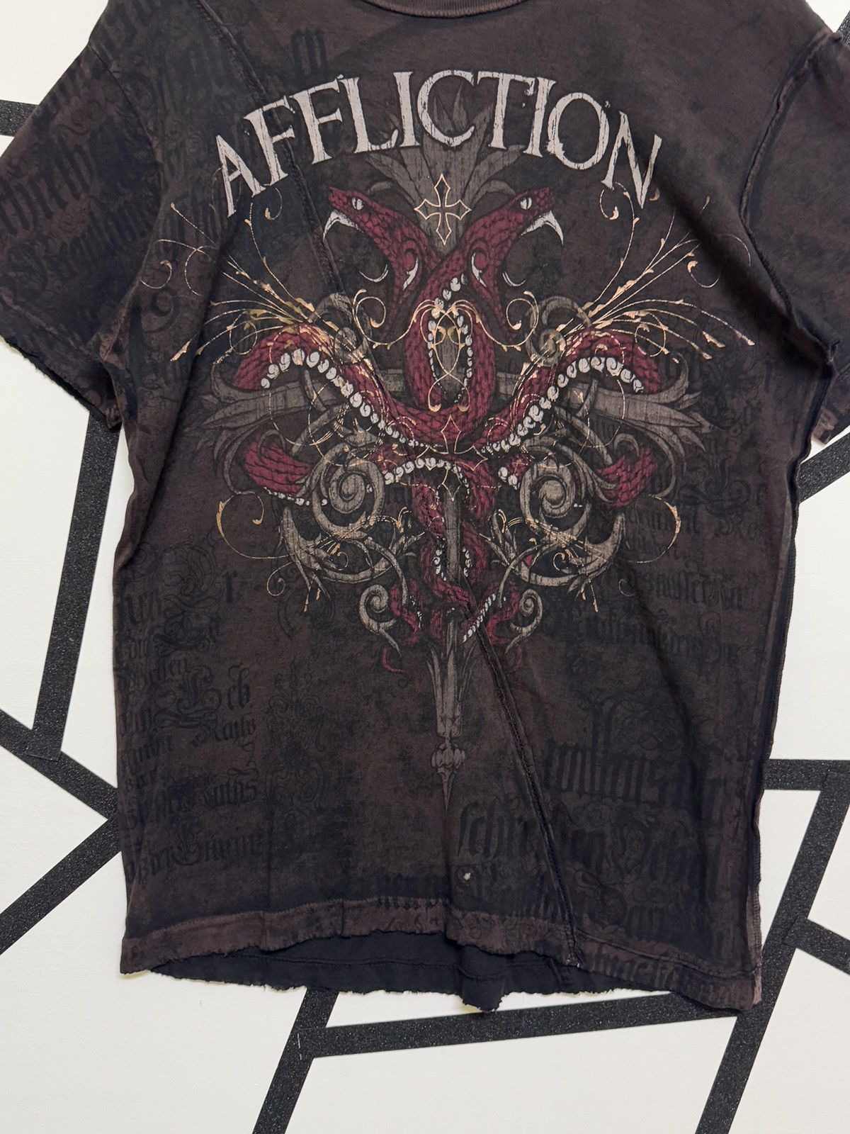 Affliction AFFLICTION CROSS SNAKE DISTRESSED RECONSTRUCTED TEE Size US M / EU 48-50 / 2 - 6 Thumbnail