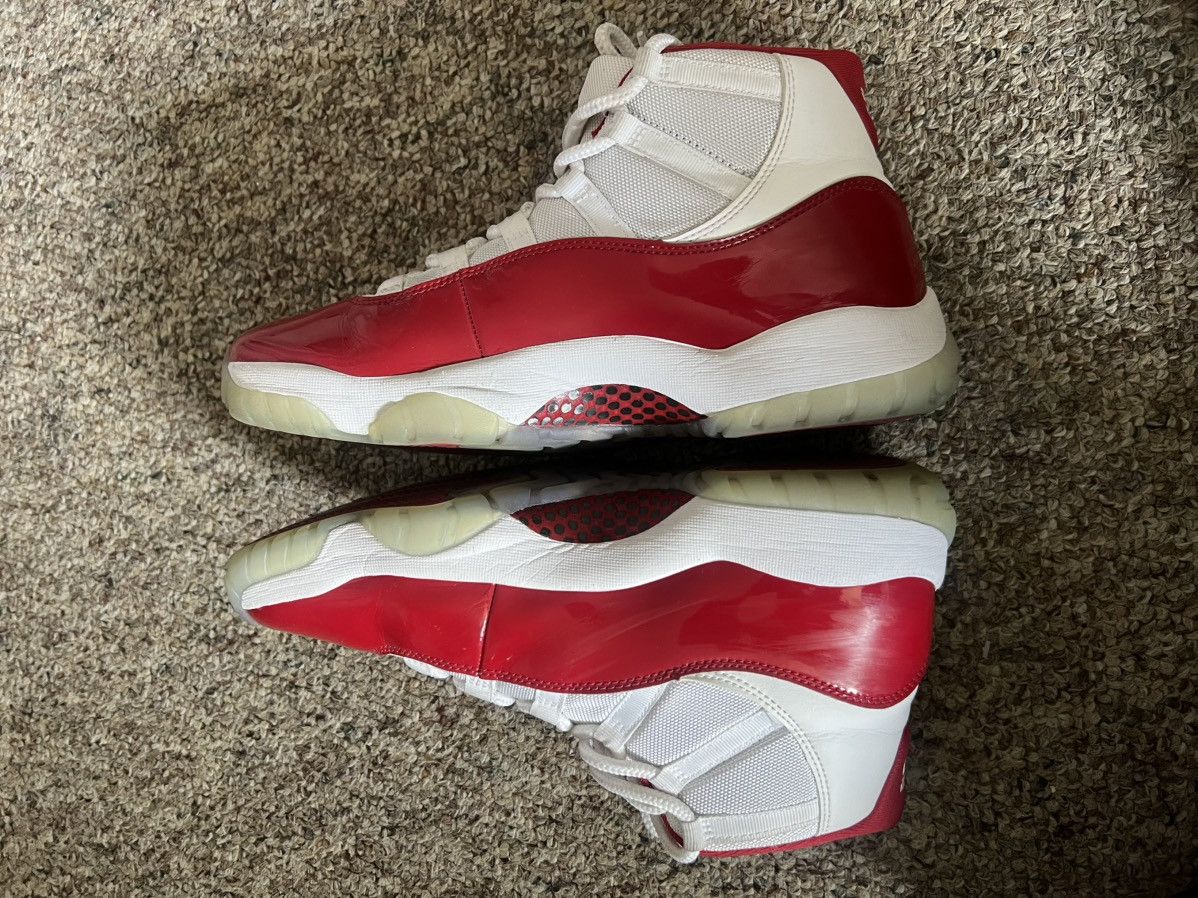 Jordan Brand Jordan 11s “Cherry” Size US 10.5 / EU 43-44 - 6 Thumbnail