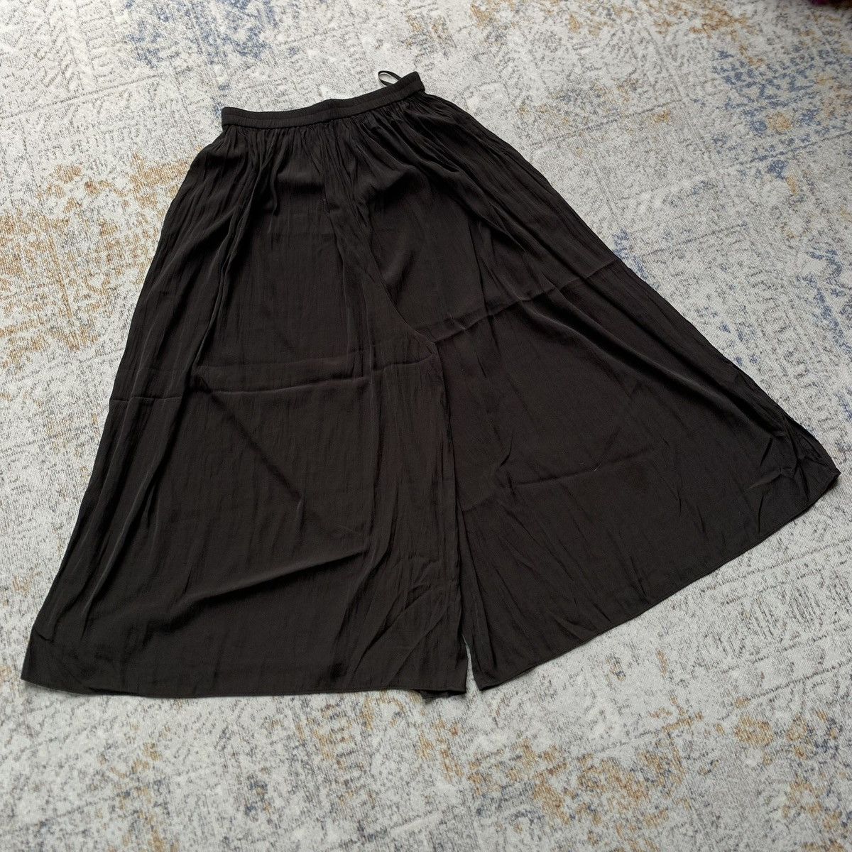 Japanese Brand Rare Japanese Brand Uniqlo Yohji Style Ultra Wide Pants Size US 32 / EU 48 - 3 Thumbnail