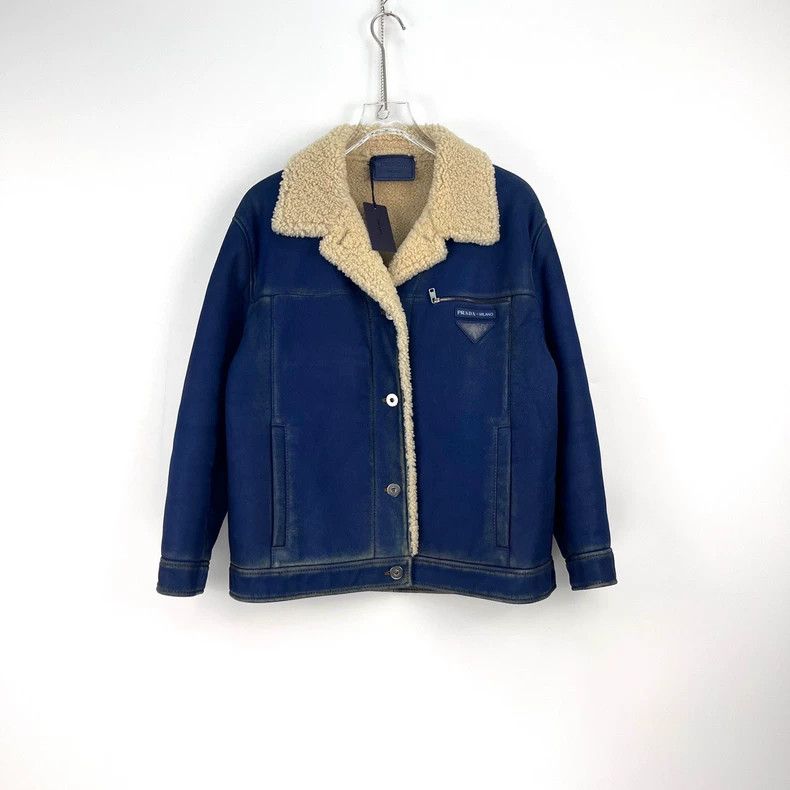 Prada Prada Blue triangle label teddy fur leather made old fur co Size US XXS / EU 40 - 3 Thumbnail