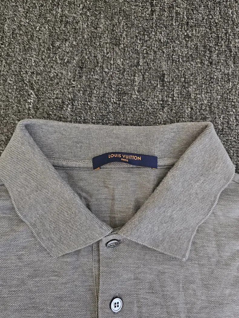 Louis Vuitton Louis Vuitton Men's Gray Short Sleeve Polo. Size US XL / EU 56 / 4 - 3 Thumbnail