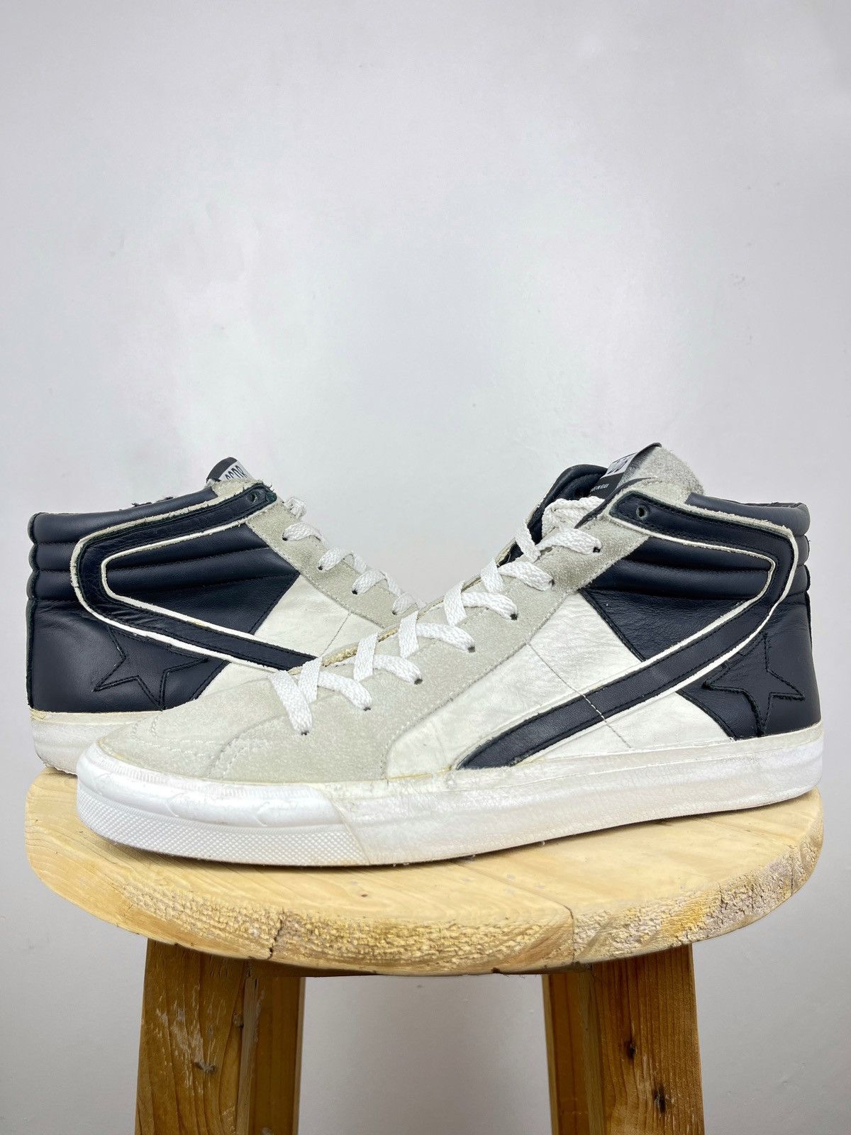 Golden Goose Slide Distressed Hi Top Sneaker Size US 10 / EU 43 - 2 Thumbnail