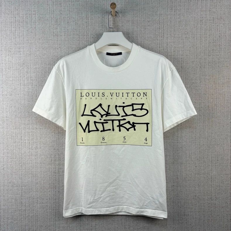 Louis Vuitton Louis Vuitton FW22 Solid monogram Logo printed crew neck s Size US L / EU 52-54 / 3 - 1 Thumbnail