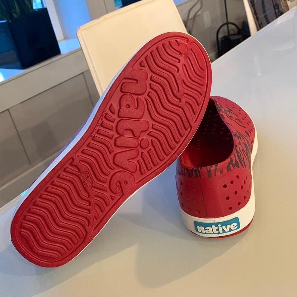 Native Native shoes - unisex M9/W11 Size US 9 / EU 42 - 5 Thumbnail