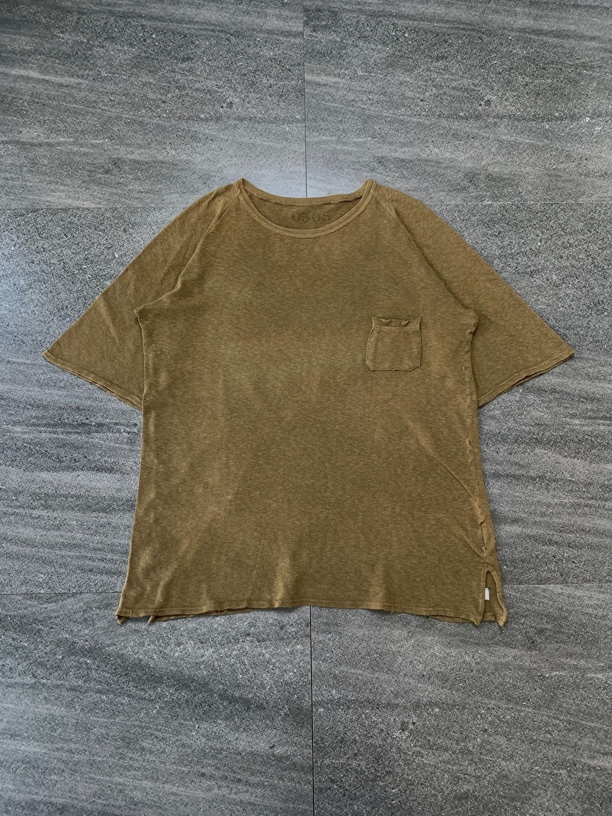 2000s Distressed Knit Pocket tee - Large