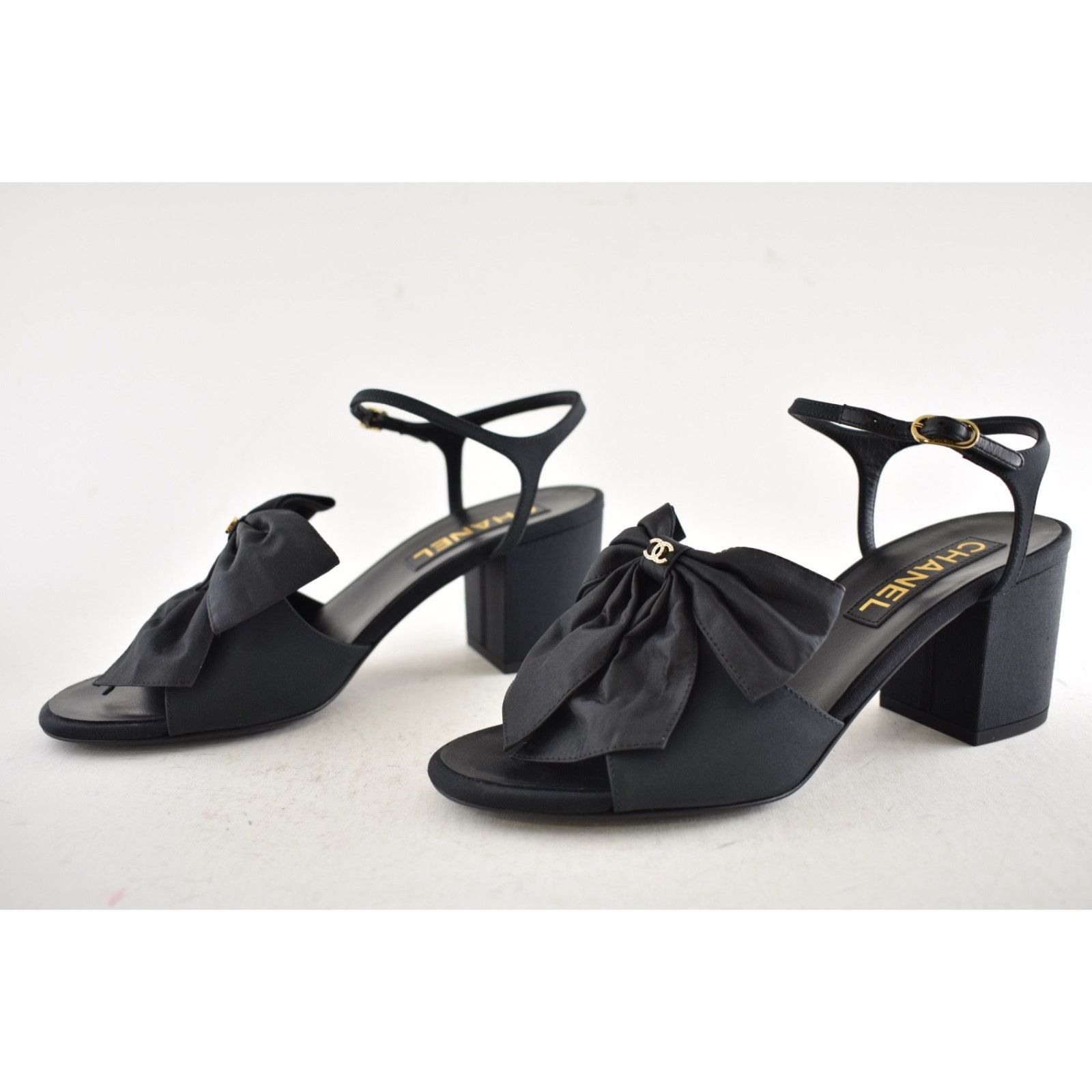 Chanel Chanel 24A Silk Bow Crystal CC Logo Ankle Strap Block Heel Size US 12 / IT 42 - 15 Thumbnail