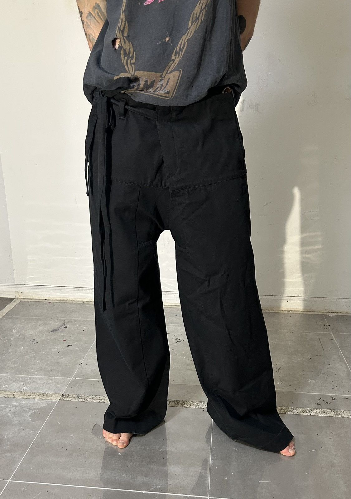 Acne Studios Acne Studios Black Crossover Tied Paper Bag Waist Pants Size US 33 - 13 Thumbnail