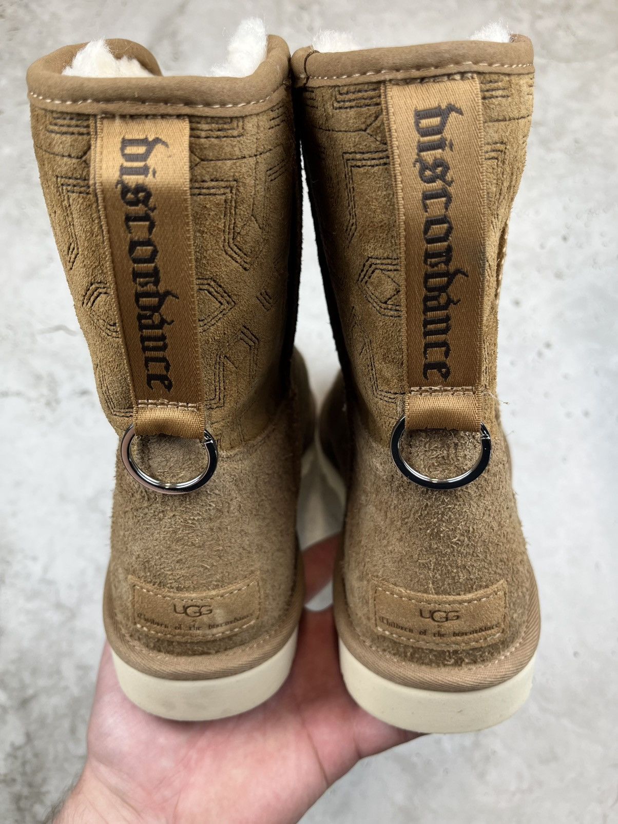 Children of the discordance × Ugg UGG x Children Of The Discordance Classic Short Size US 9 / EU 42 - 6 Thumbnail