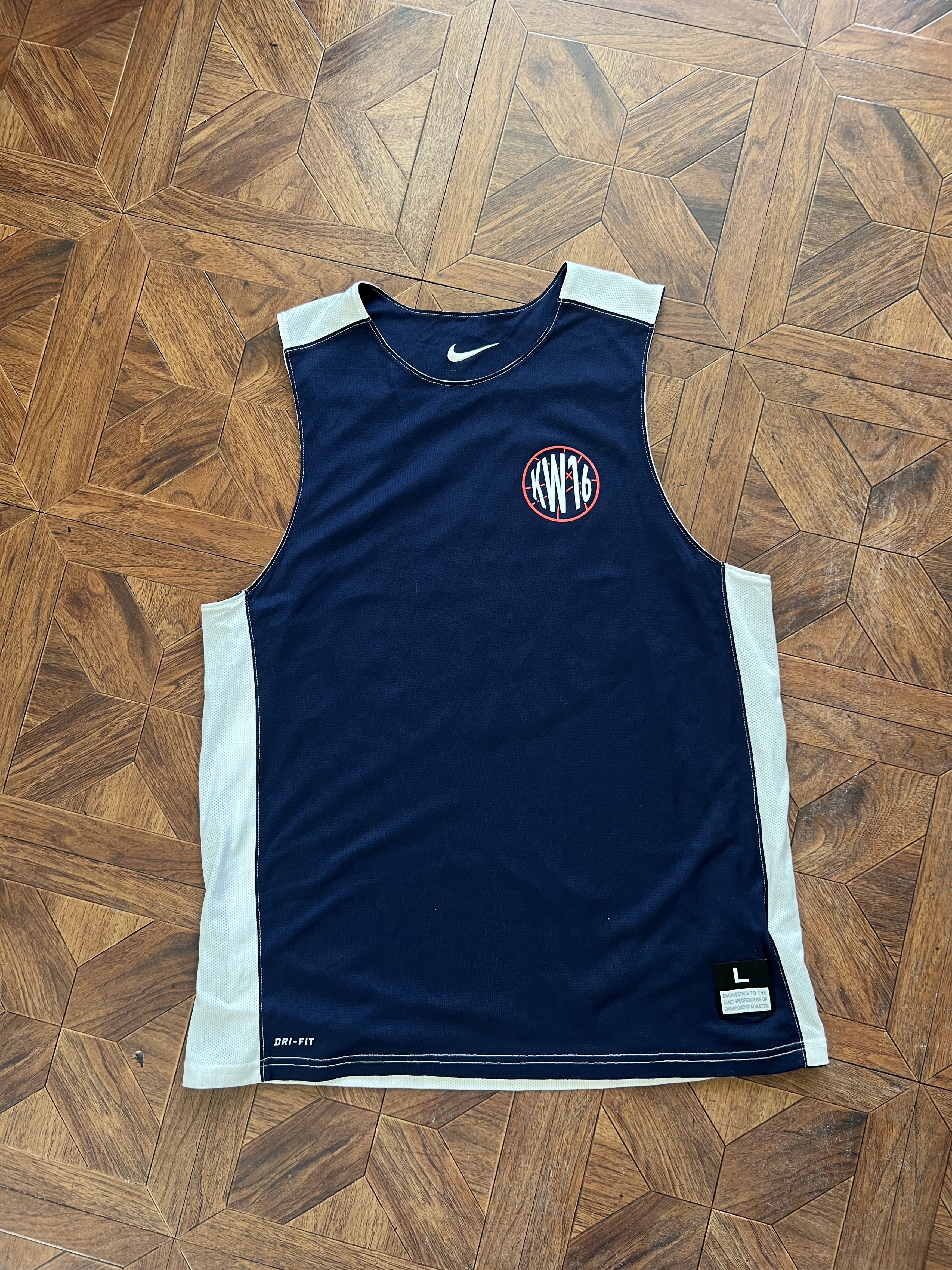 Know Wave Know Wave 2016 Nike Basketball Jersey Reversible Size US L / EU 52-54 / 3 - 4 Thumbnail