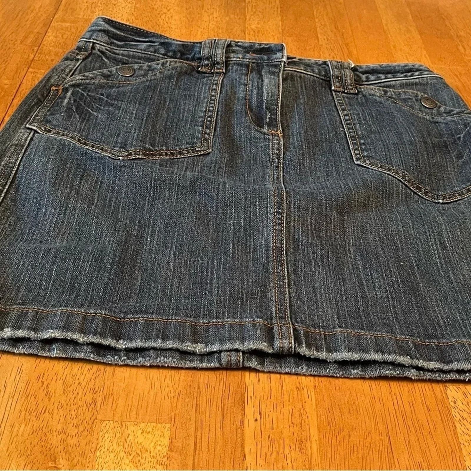 Loft Ann Taylor Loft denim mini skirt, size 4 Size 27" / US 4 / IT 40 - 1 Thumbnail