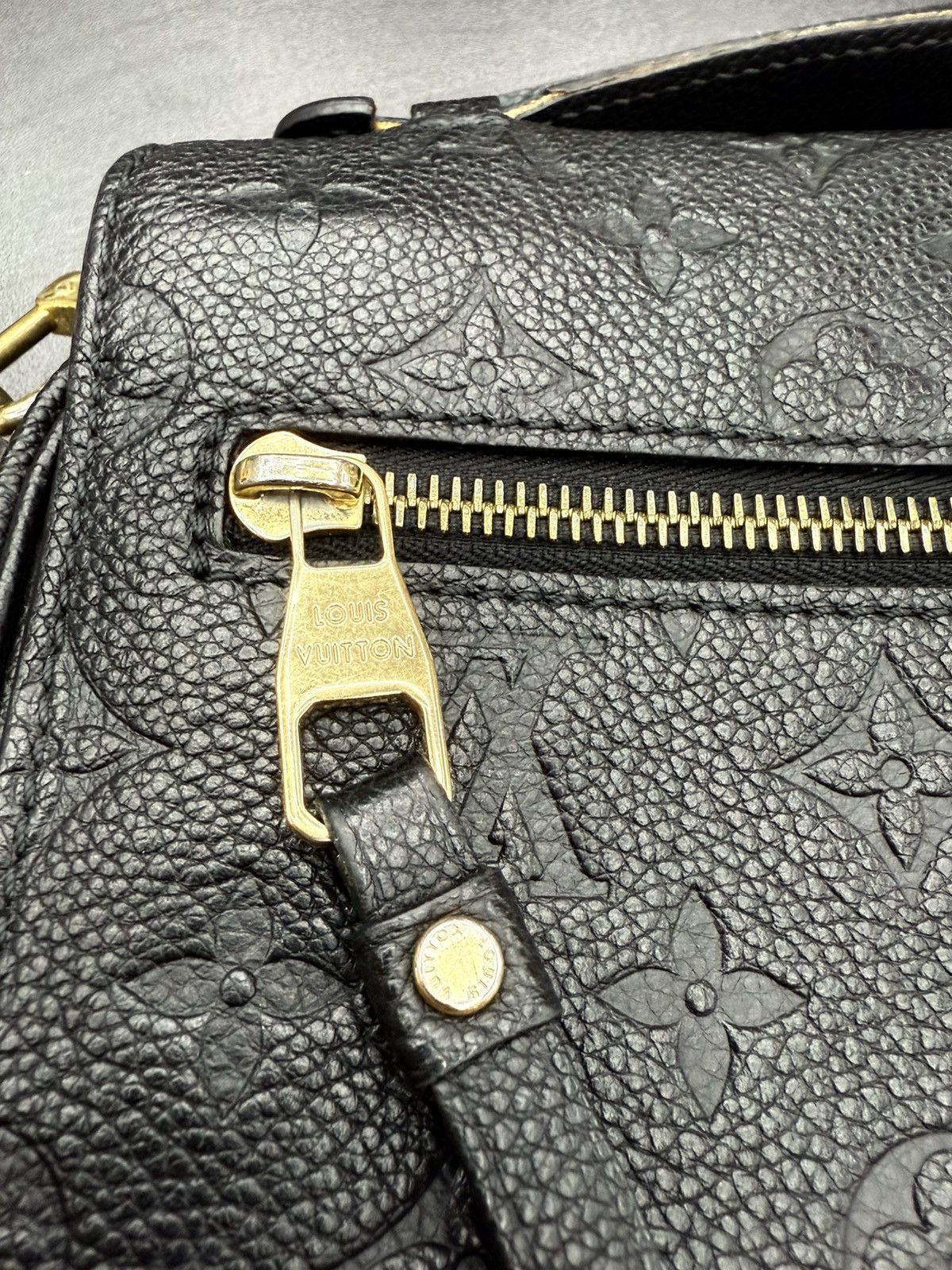 Louis Vuitton Authentic Louis Vuitton Pochette Métis Shoulder Bag Black Size ONE SIZE - 12 Thumbnail