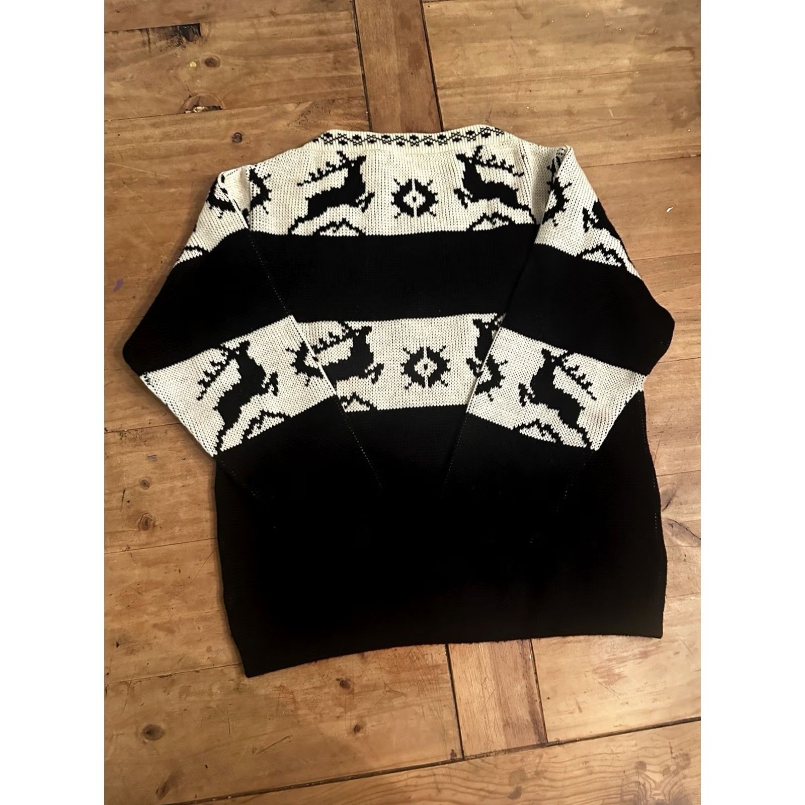 Vintage VINTAGE K-nit Swiss Made Wool Knit Sweater Black White Deer Women’s Size 42 Pullover Womens Size 42 Wool Knit Sweater Size M / US 6-8 / IT 42-44 - 6 Thumbnail