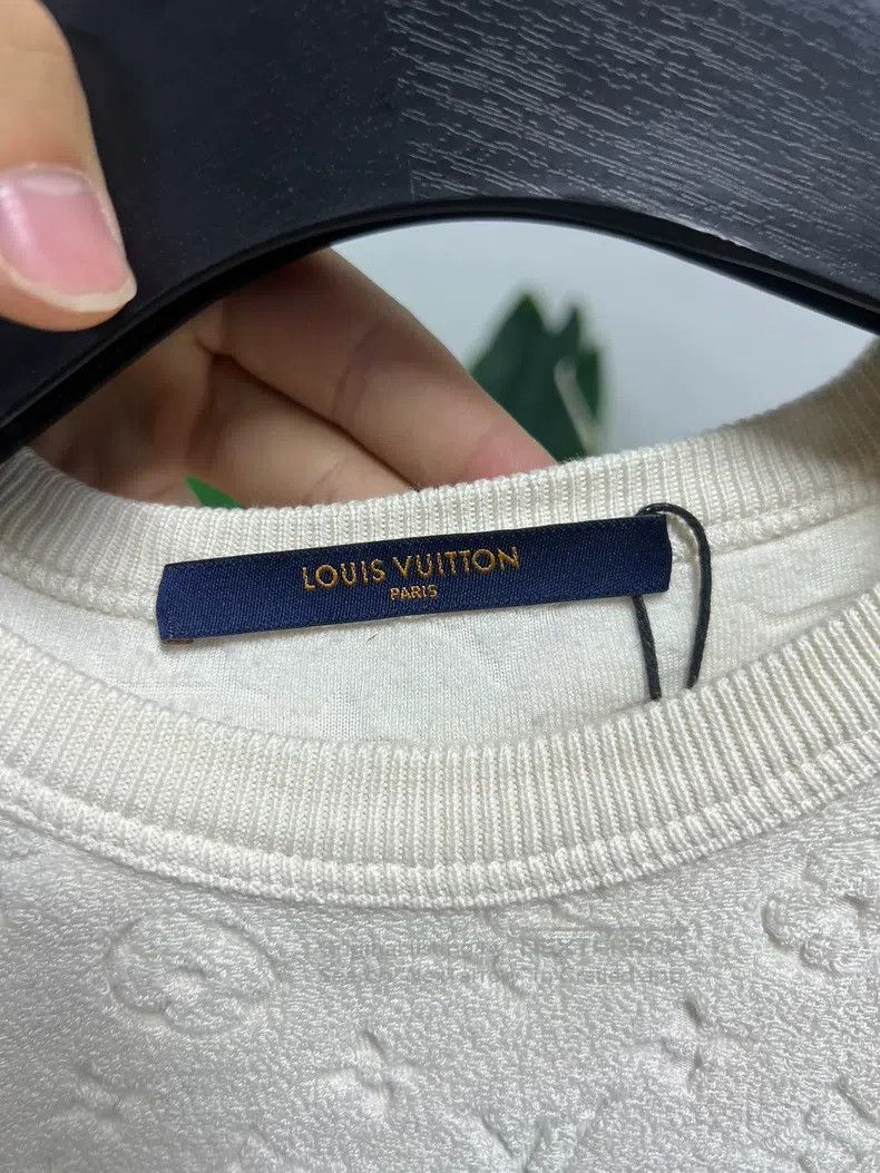 Louis Vuitton Louis Vuitton Full-print towel material short sleeve Size US M / EU 48-50 / 2 - 3 Thumbnail