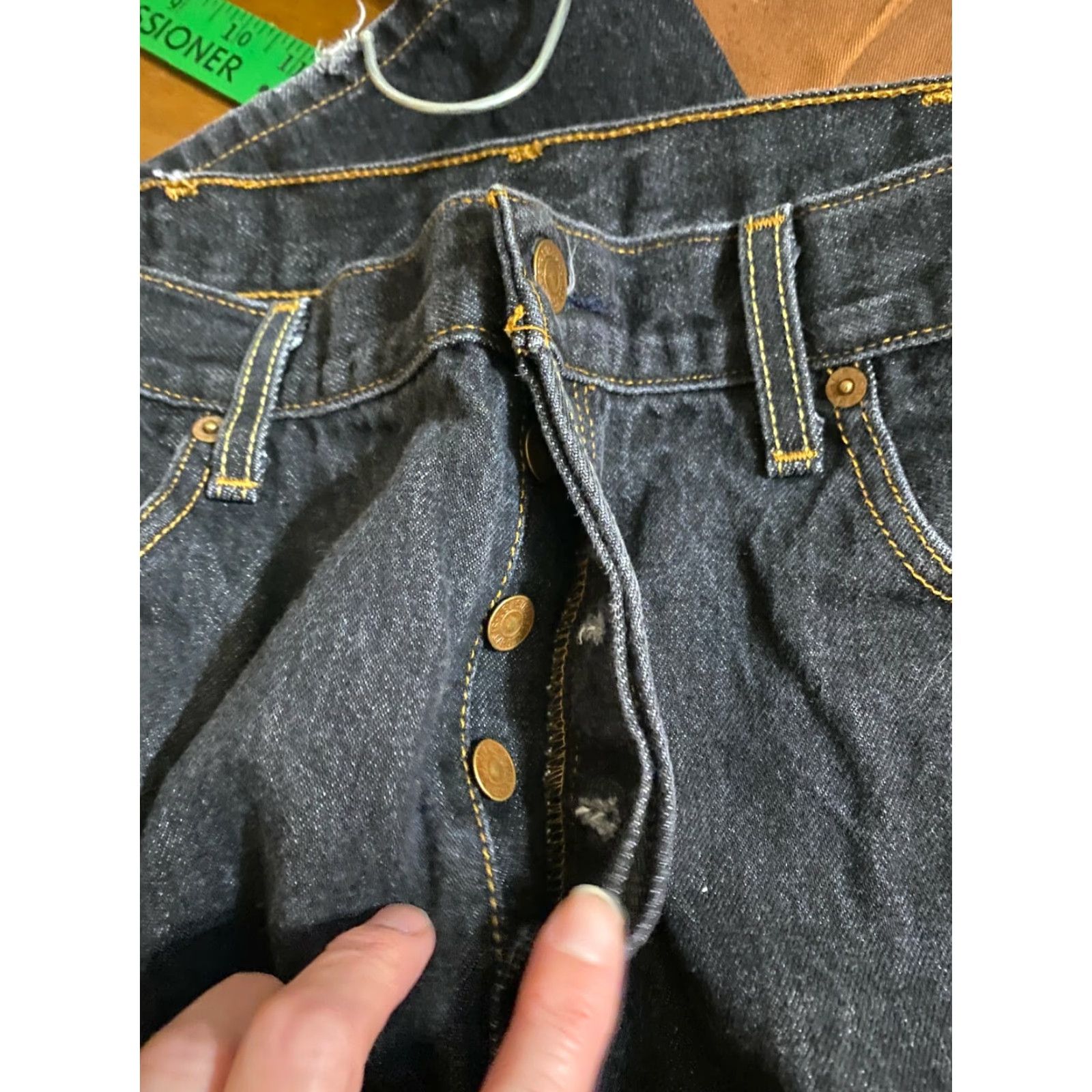 Levi's VINTAGE Levi’s 501 XX Jeans Black Straight Button Fly 40X32 Men Reg Regular 90s Classic Denim Charcoal Wash Belt Loops Inseam 32 Size US 38 / EU 54 - 6 Thumbnail