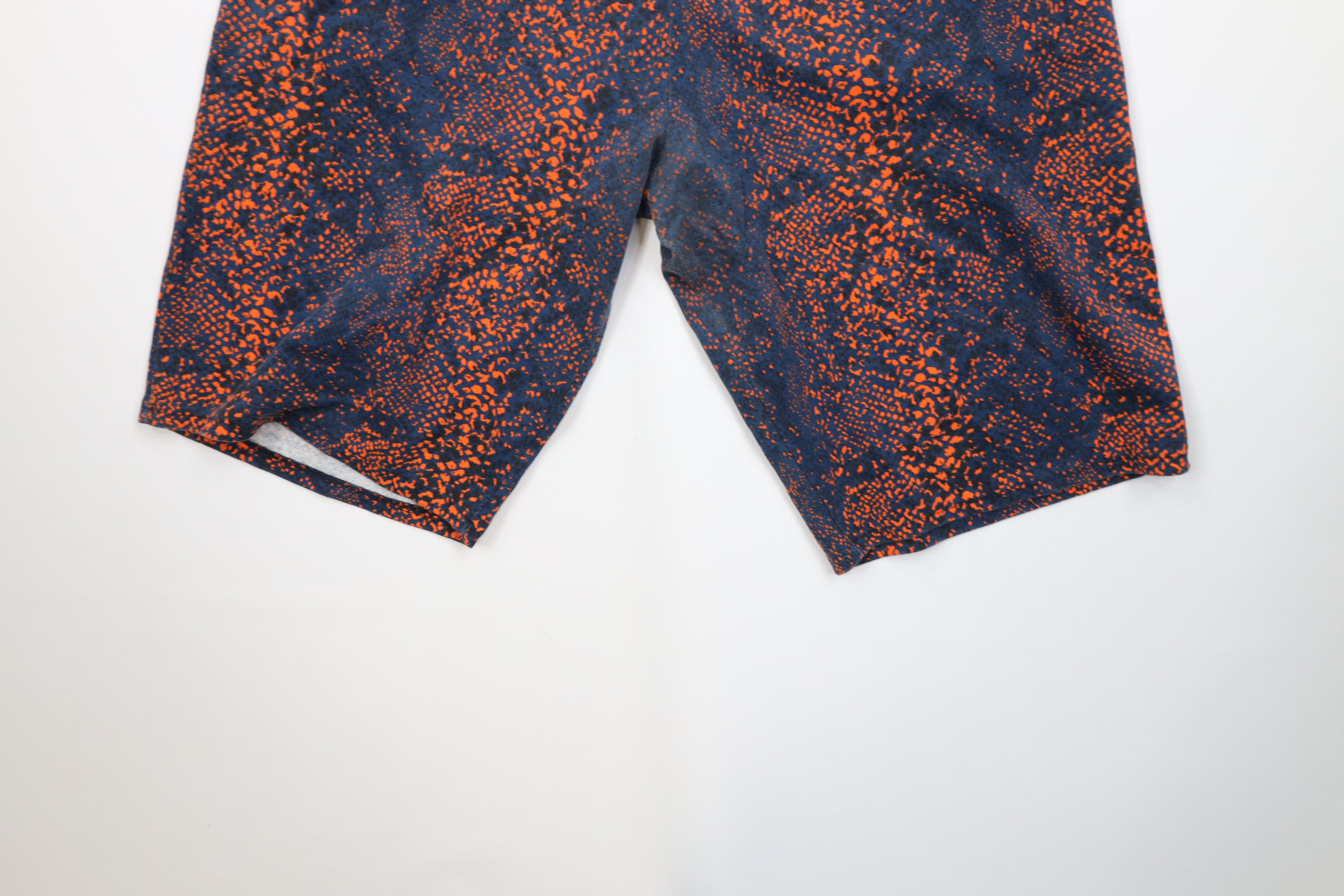 Vintage Vintage 90s Streetwear Abstract Sweatpants Shorts Cotton USA Size US 36 / EU 52 - 12 Thumbnail