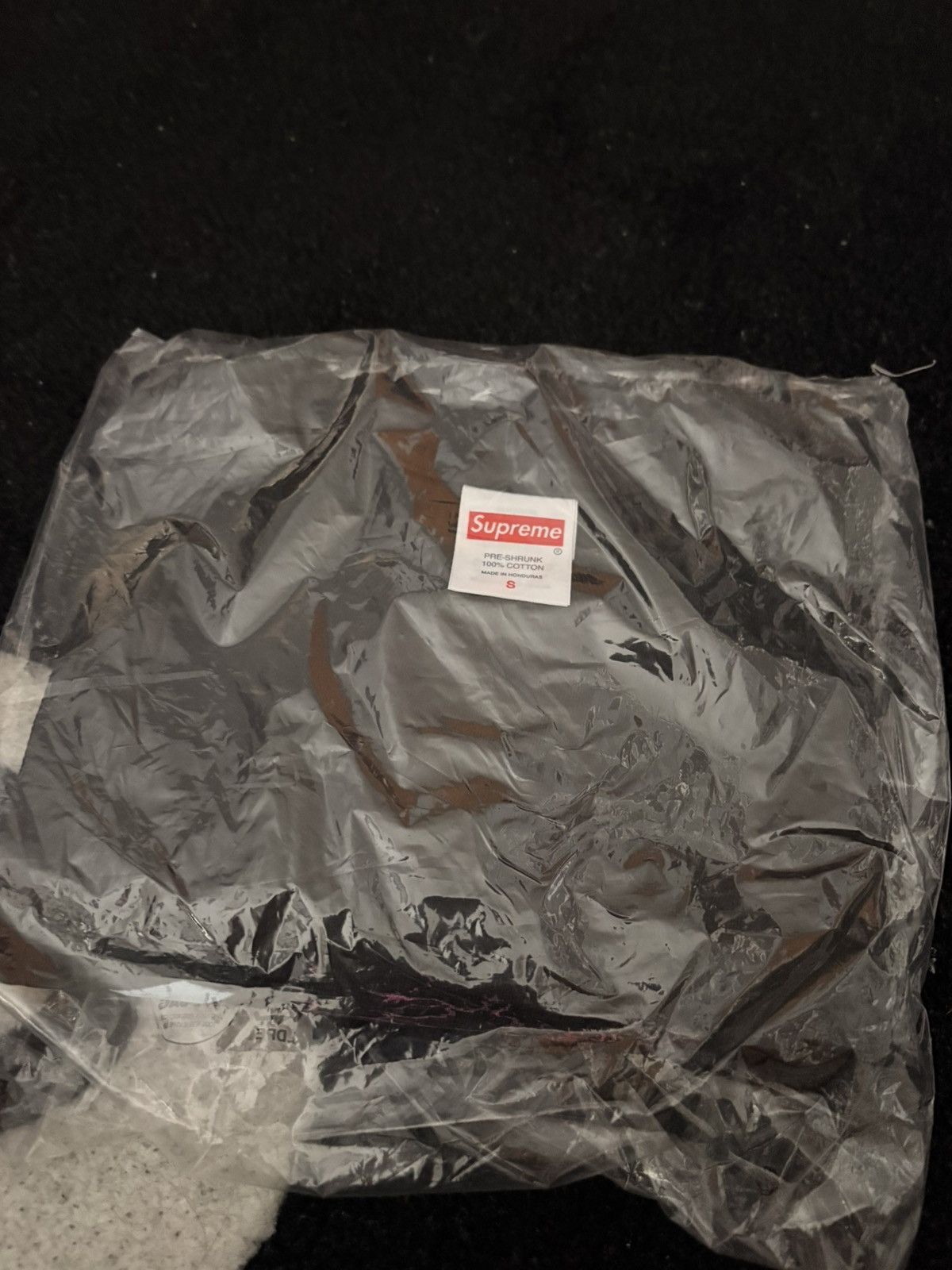 Supreme Supreme Tag tee Size US S / EU 44-46 / 1 - 2 Thumbnail