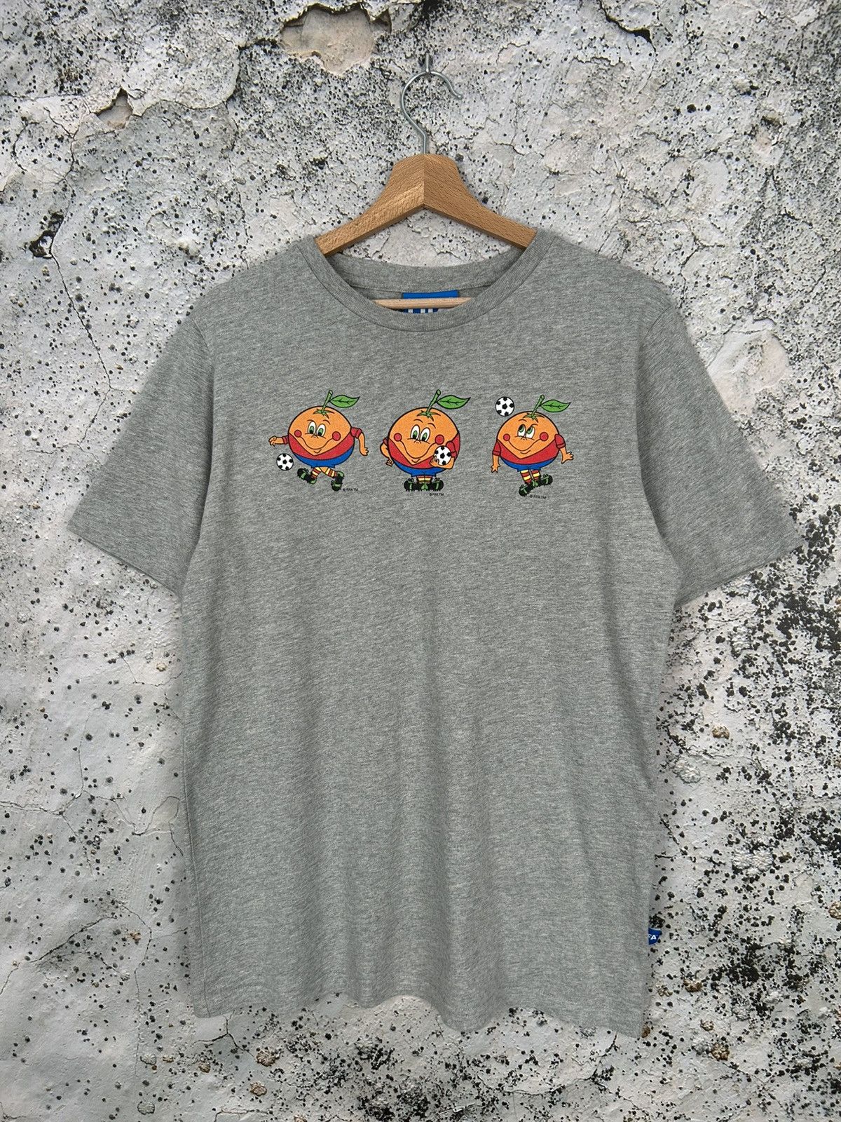 Vintage FIFA World Cup Graphic Tee Football Soccer Streetwear Size US L / EU 52-54 / 3 - 1 Thumbnail