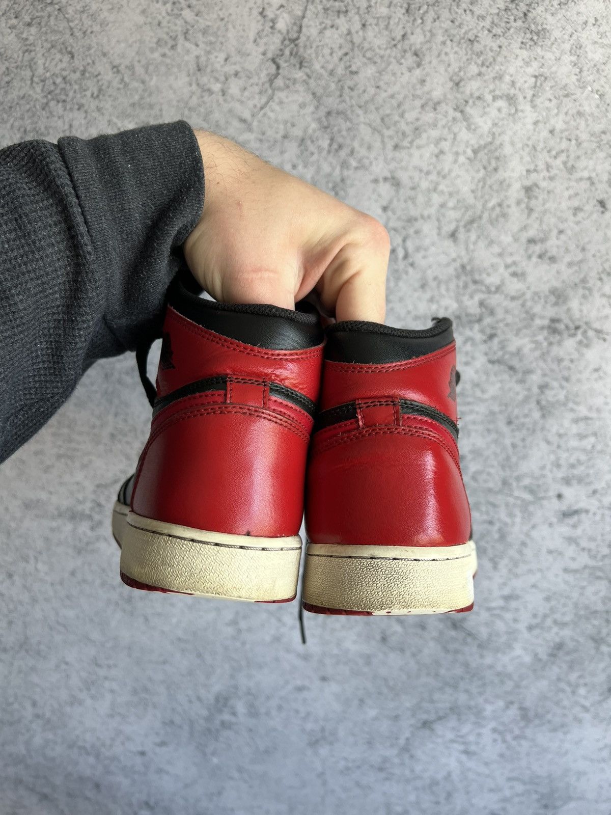Nike Vintage Nike Air Jordan 1 High Top Sneakers Black and Red Size US 7 / EU 40 - 9 Thumbnail
