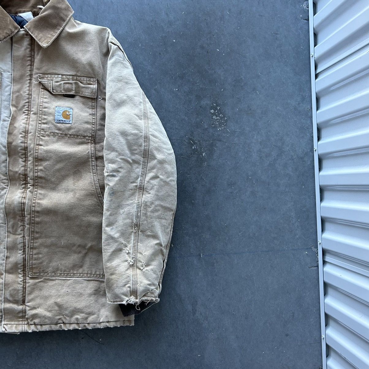 Carhartt × Vintage Crazy Vintage 80s Thrashed Carhartt Chore Barn Coat Grunge Size US XL / EU 56 / 4 - 3 Thumbnail