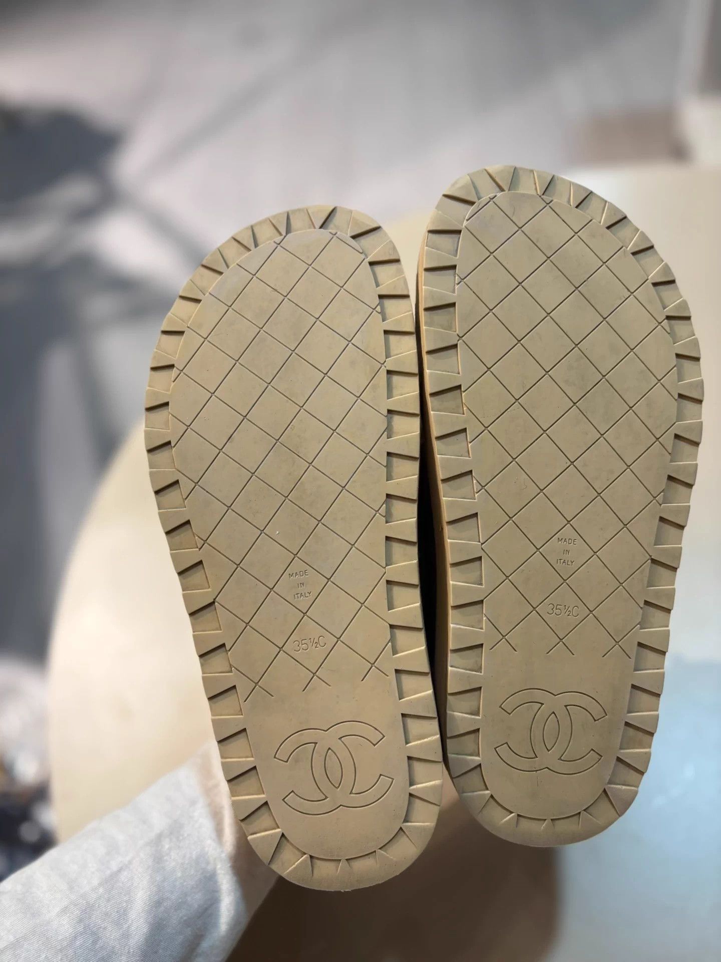 Chanel Chanel 24 Beige Leather Gingham Platform Mule 35.5 EU Size US 5 / IT 35 - 4 Thumbnail