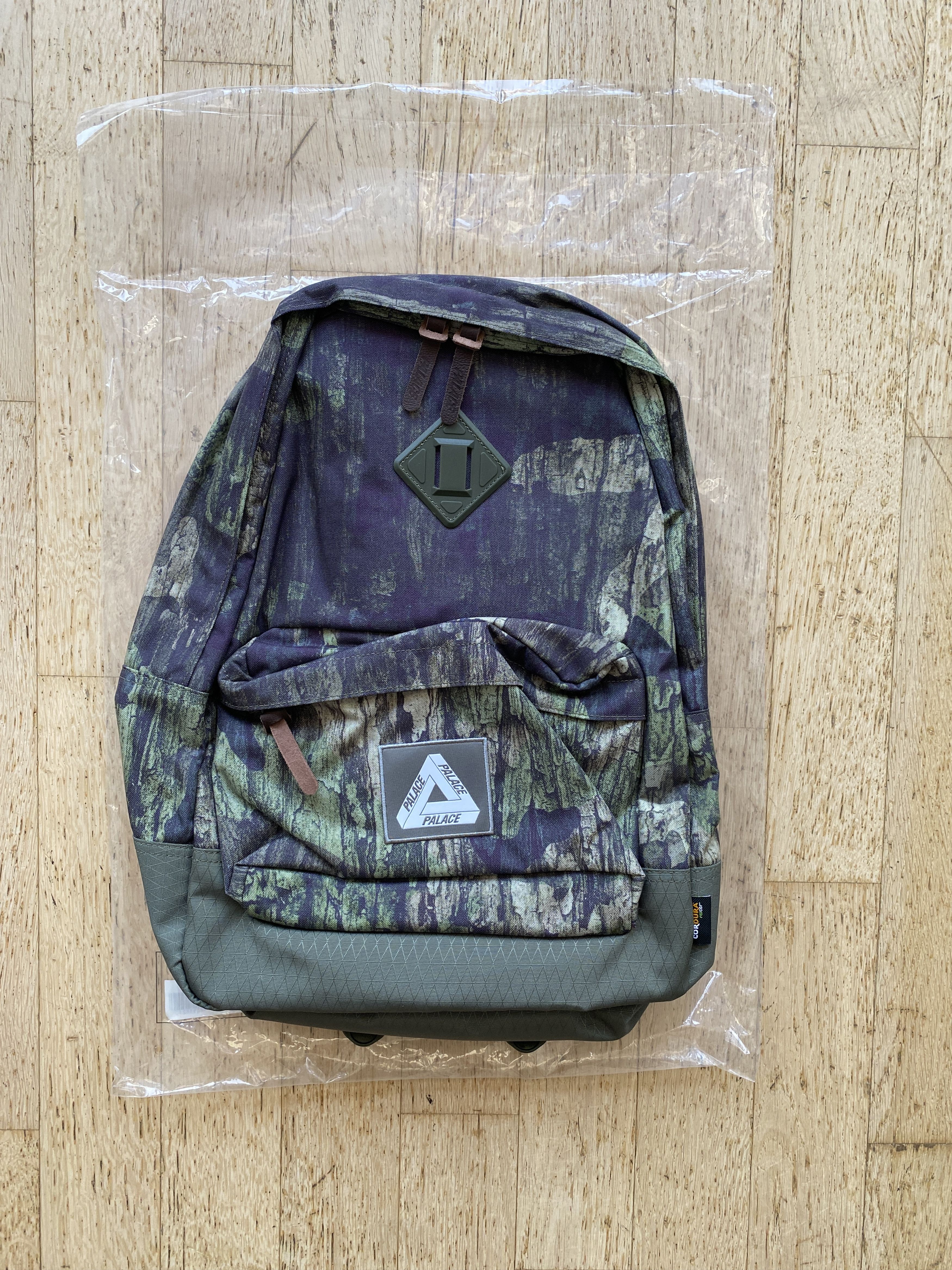 J*o様 【美品】Palace CORDURA Y-RIP BACKPACK B PALACE CORDURA Y-RIP BACKPACK – Trade Point_HK